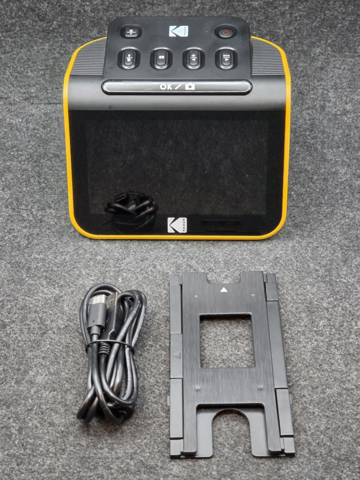 Kodak Slide N Scan Digital Film Scanner for Color/B&W Negatives (RODFS50)