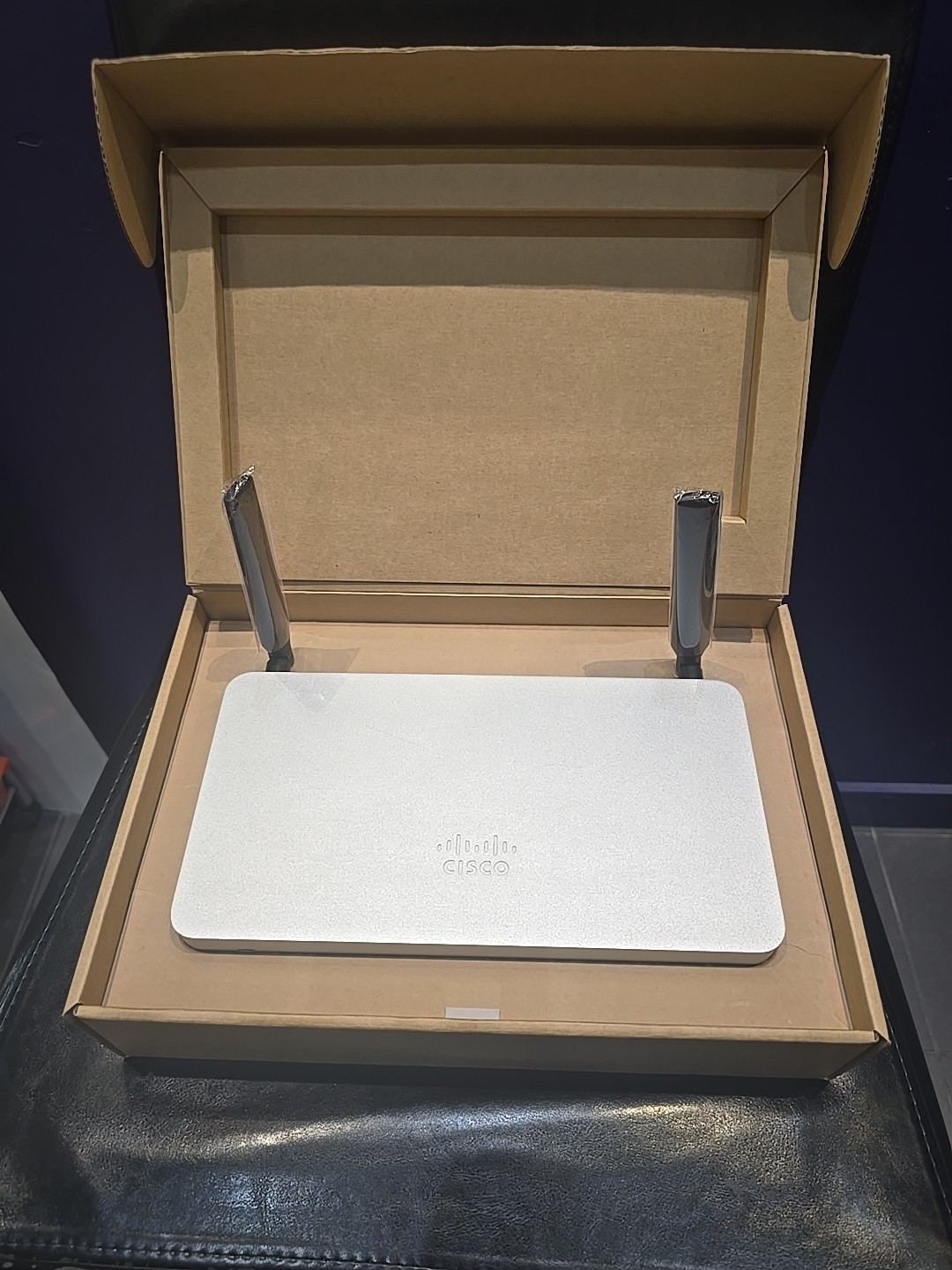 Cisco Meraki MX68CW-HW-NA with Integrated Cellular (4G LTE, nano SIM)