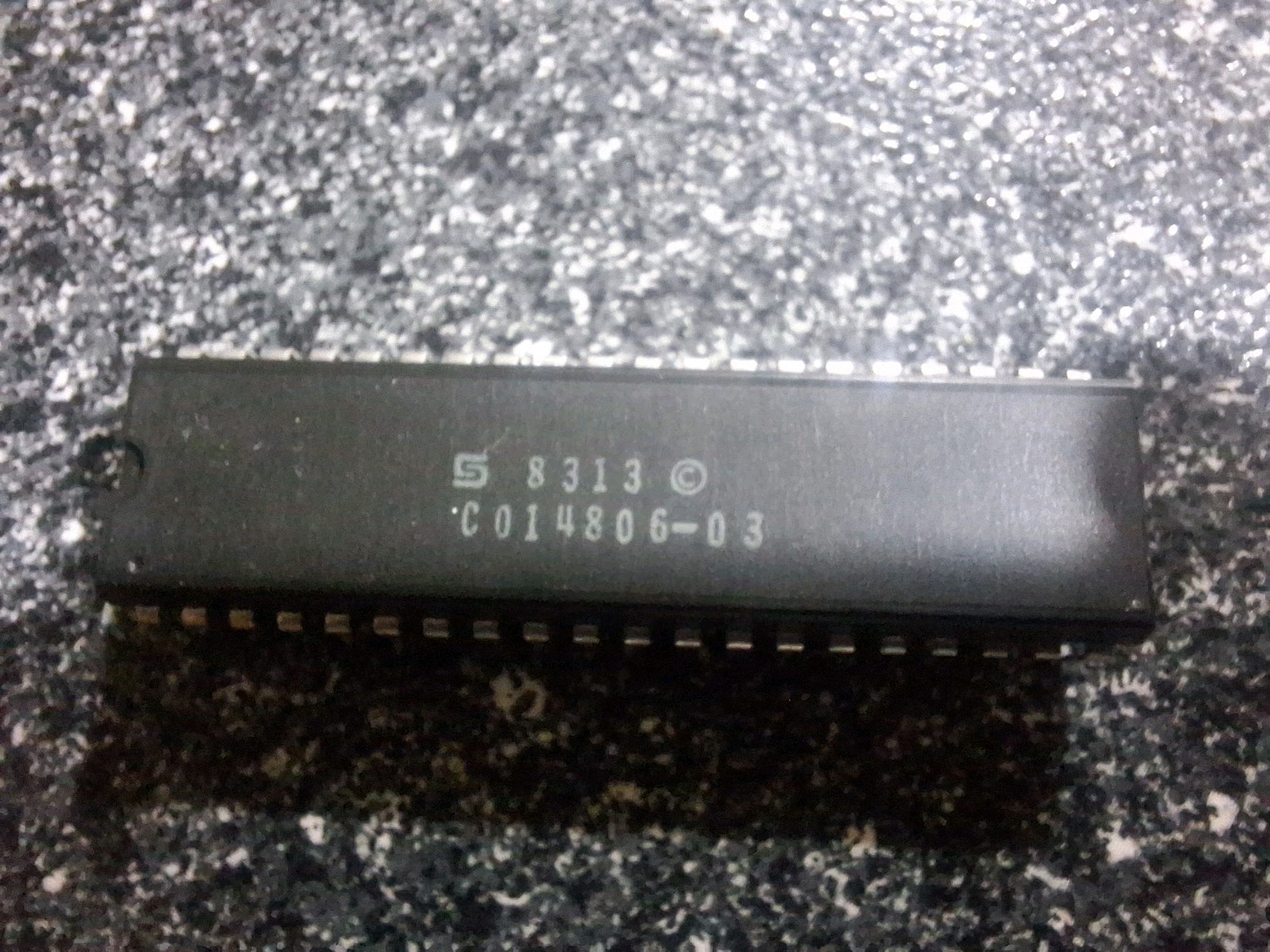 OEM Atari 5200 Part Motherboard SALLY IC Chip C014806 TESTED 400 800 XE XL