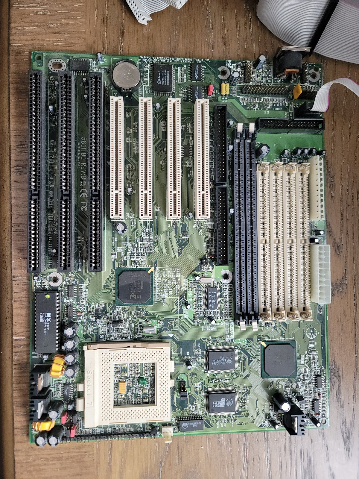 DFI 586ITBD Rev B SOCKET 7 INTEL MOTHERBOARD