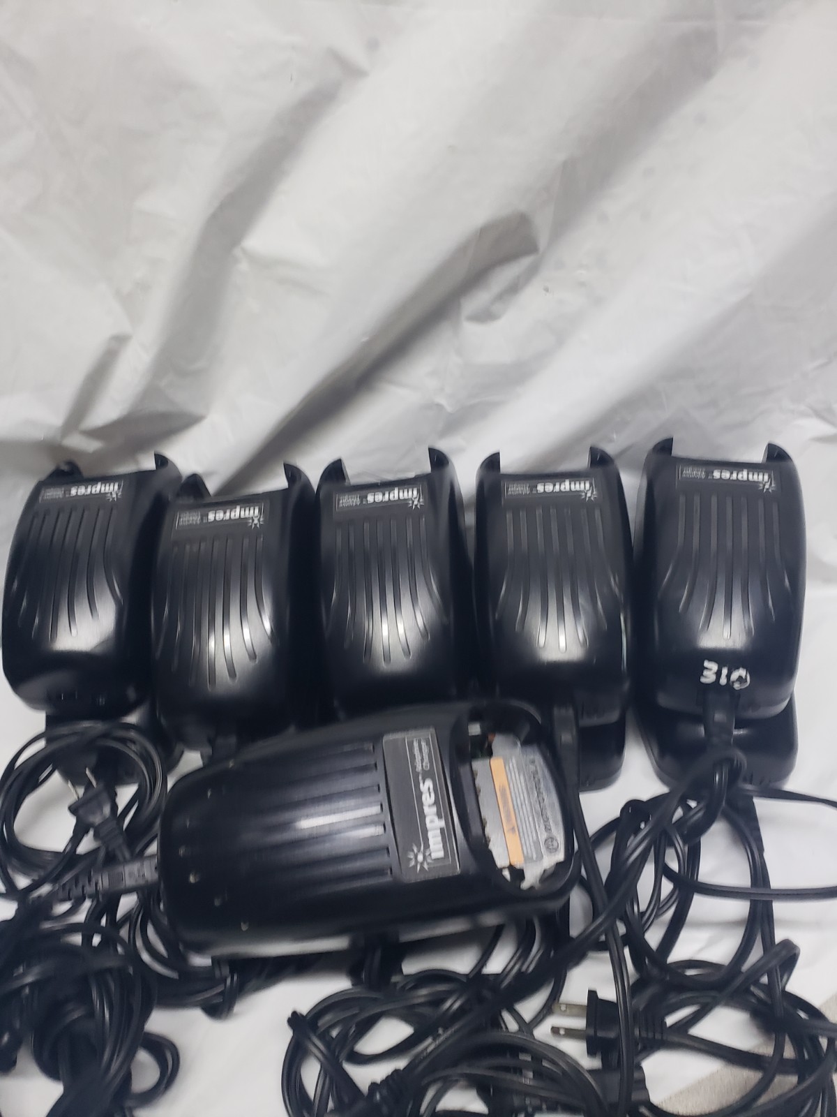 Motorola Impres WPLN4114AR Adaptive Charger For XTS2500 XTS5000 HT1000 MT2000