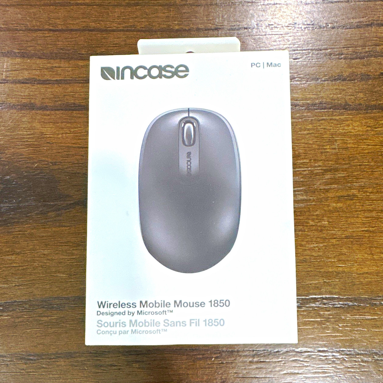 Incase Wireless Mobile Mouse 1850 Gray Wireless USB Optical 1000 DPI 3-Button