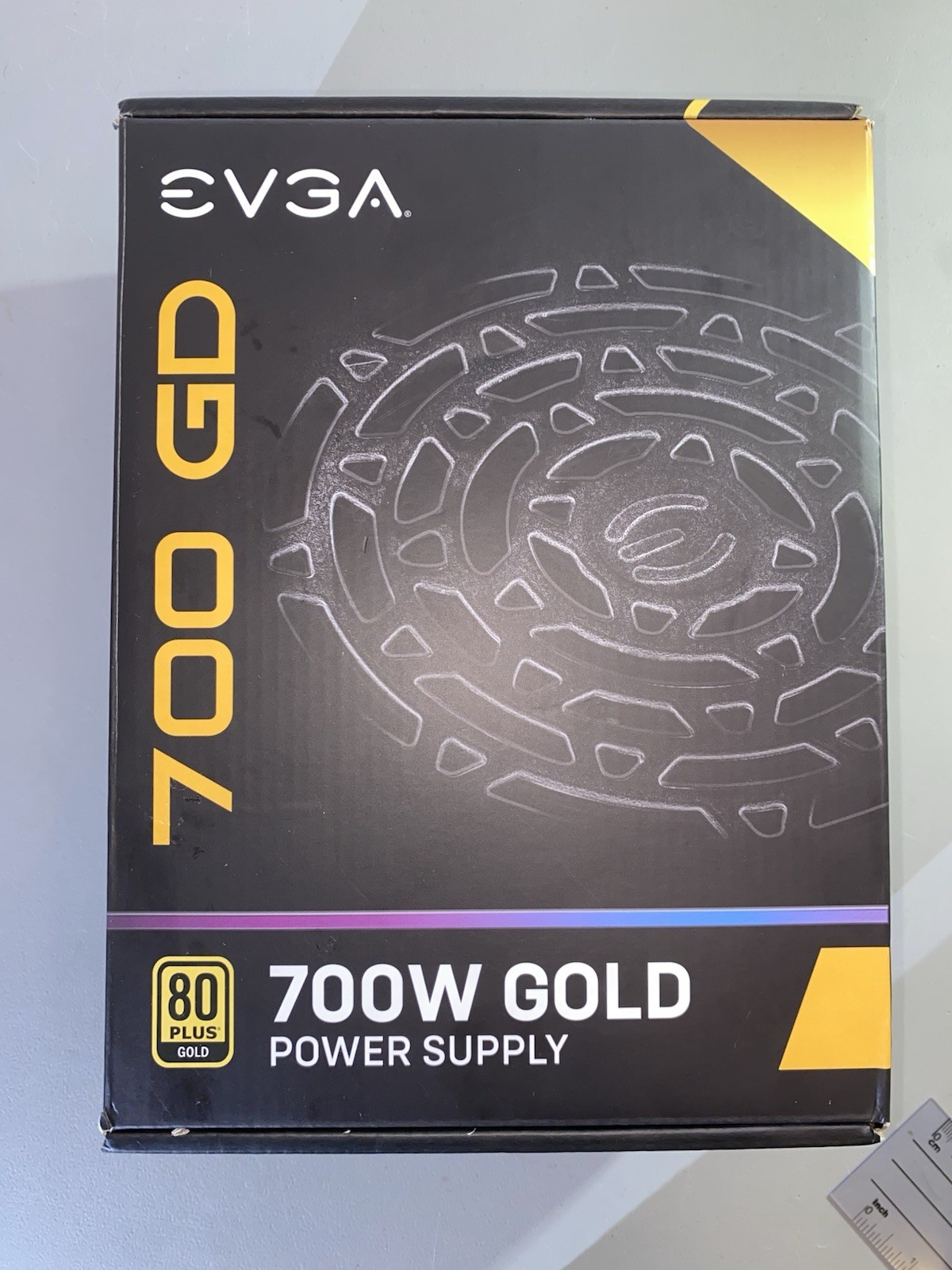 EVGA 700 GD, 80+ GOLD 700W POWER SUPPLY, NON-MODULAR (A)