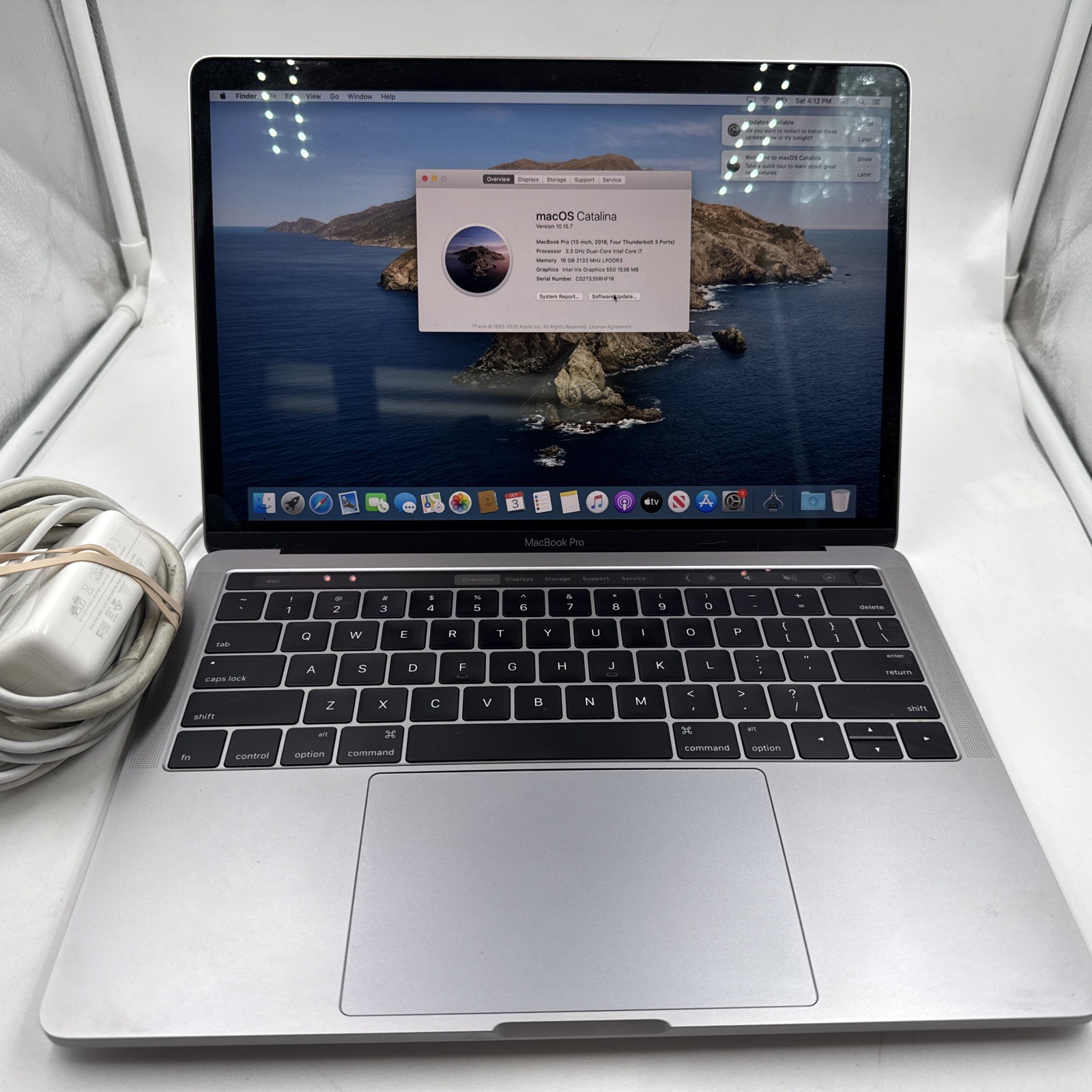 Apple MacBook Pro 13.3" 2016 A1706 3.3 Ghz Dual-Core Intel Core i7, 16GB, 1TB