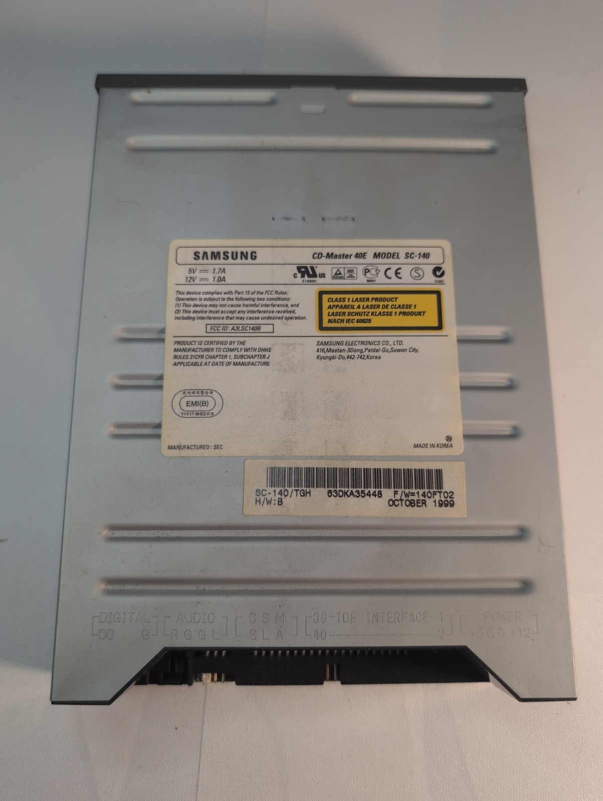 Samsung SC-140   IDE CD-Master Optical Disc Drive