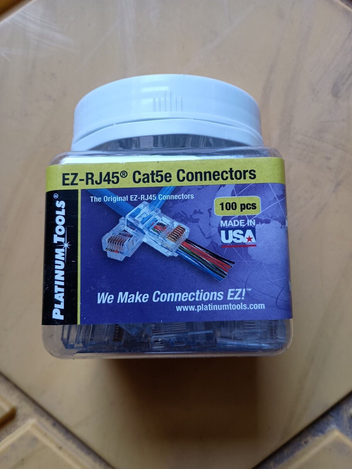 Platinum Tools EZ-RJ45 CAT5/5e Connectors, Jar of 100. (202003j)