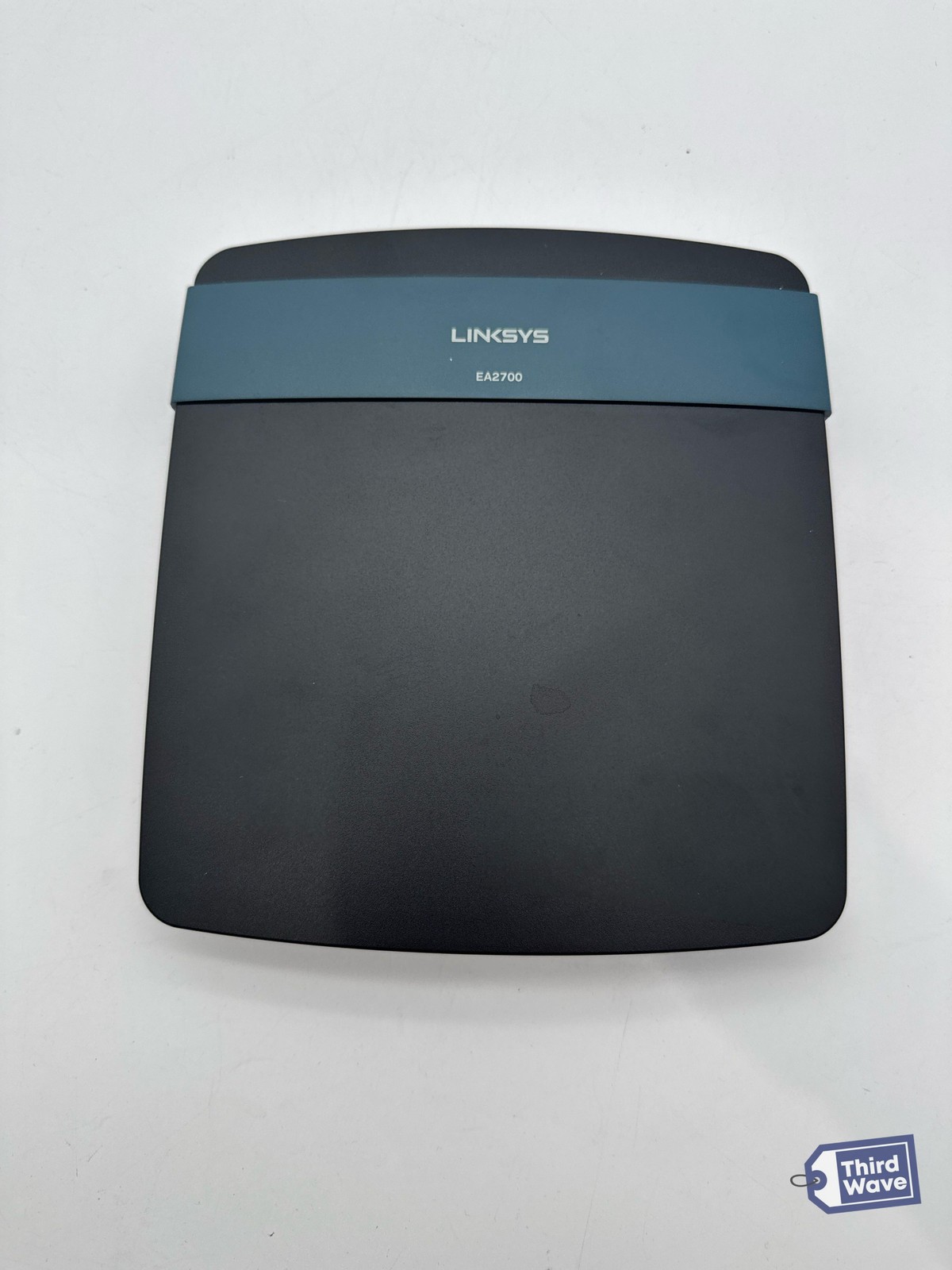 Linksys EA2700 N600 Dual-Band Wireless Router Gigabit Ports 4 LAN Black
