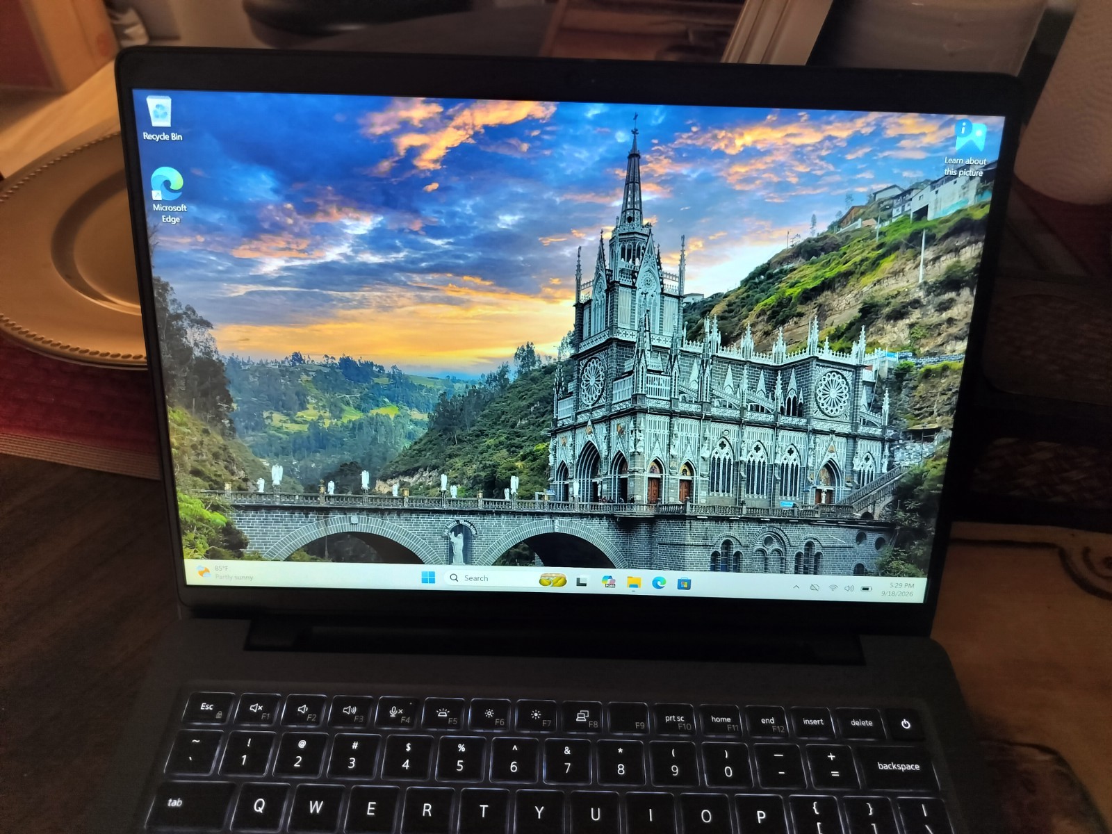 Dell Pro Max 14 Ultra 7 265H 32gb RAM 512gb NVME SSD