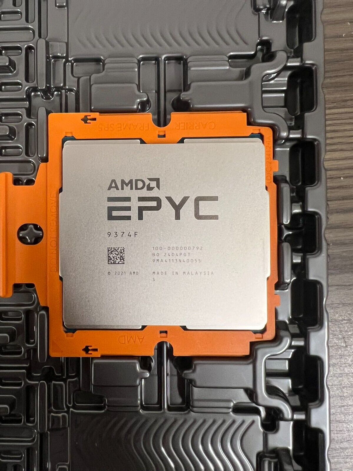 AMD EPYC™ 9374F
