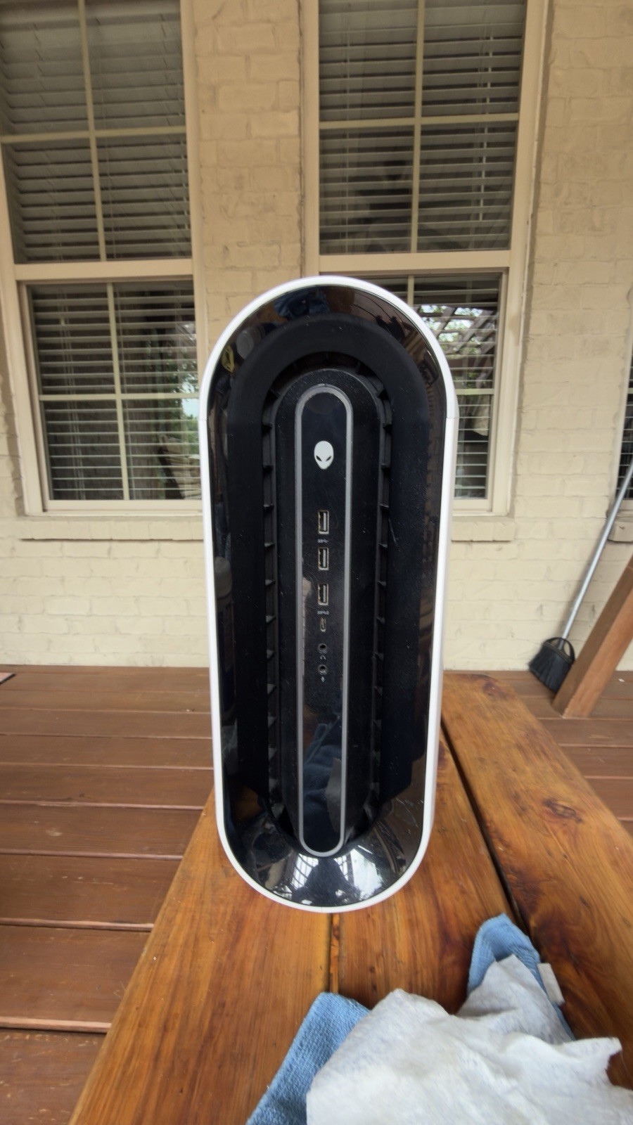 Alienware Aurora R11 Gaming Desktop NVIDIA RTX 2070 Super, 1TB SSD 512 HDD 32GB