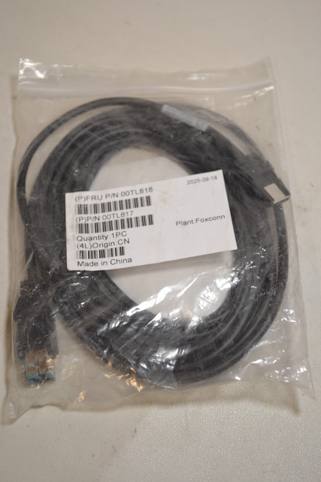 FoxConn Cable PN: 00TL818 Black