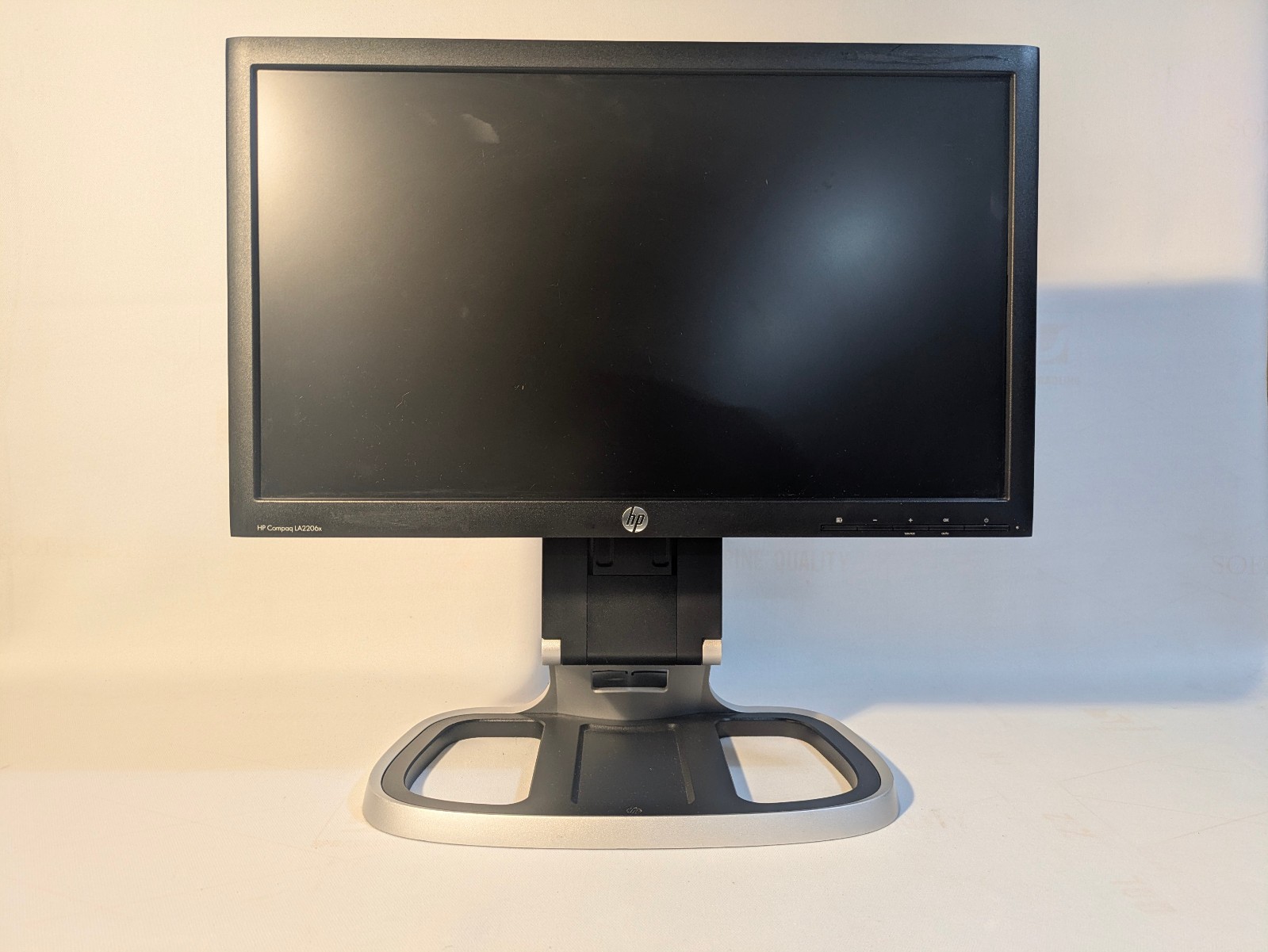 HP Compaq LA2206x 21.5" Full HD LED Monitor 1920x1080 Adj Stand Tested