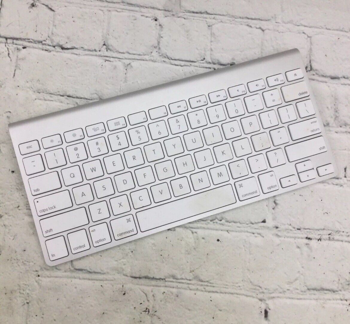 GENUINE Apple Wireless Bluetooth Keyboard A1314 Mac Aluminium 
