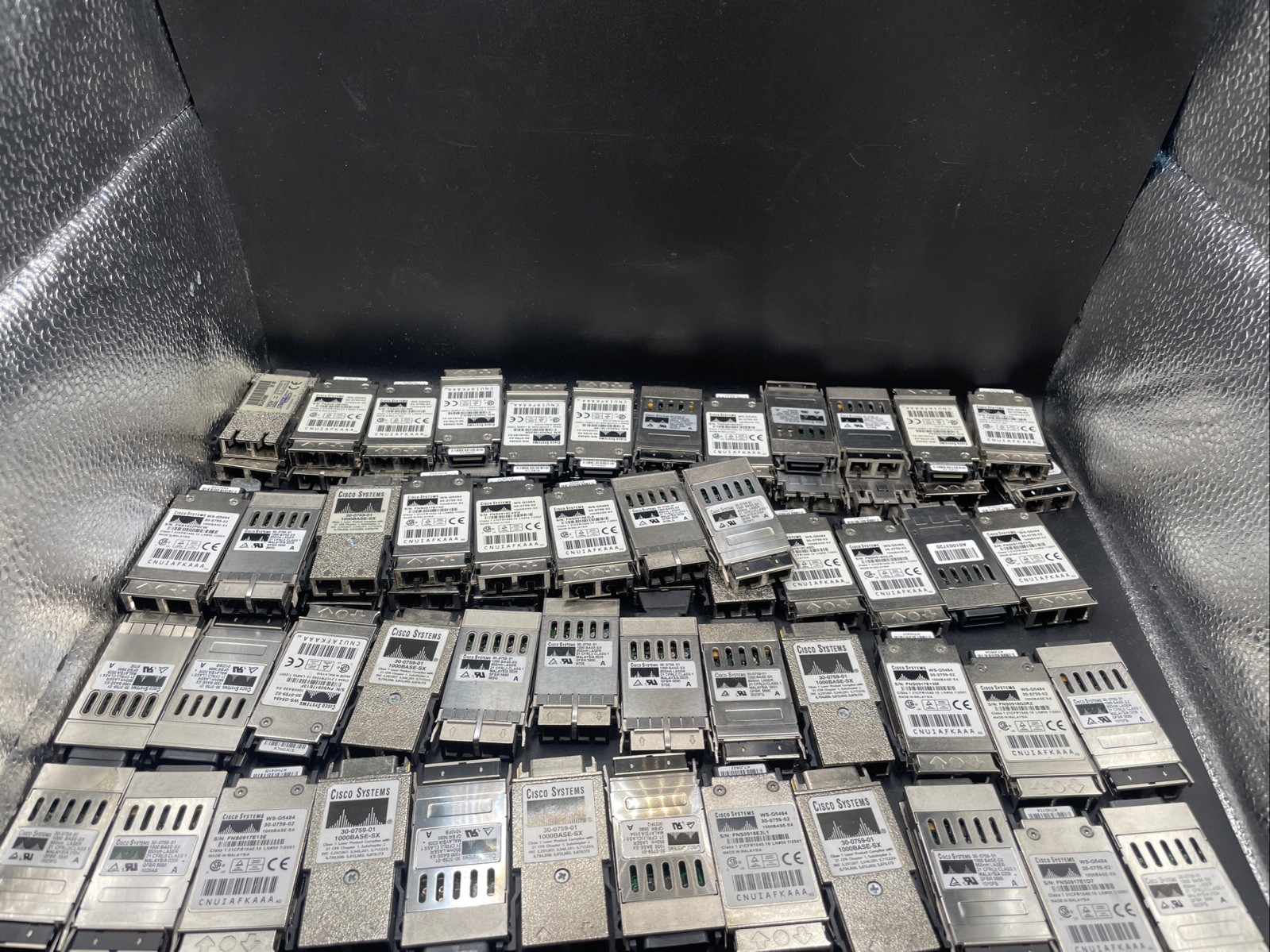 Lot of 68 Cisco Systems WS-G5484 1000Base-SX Gigabit Modules 30-0759-02