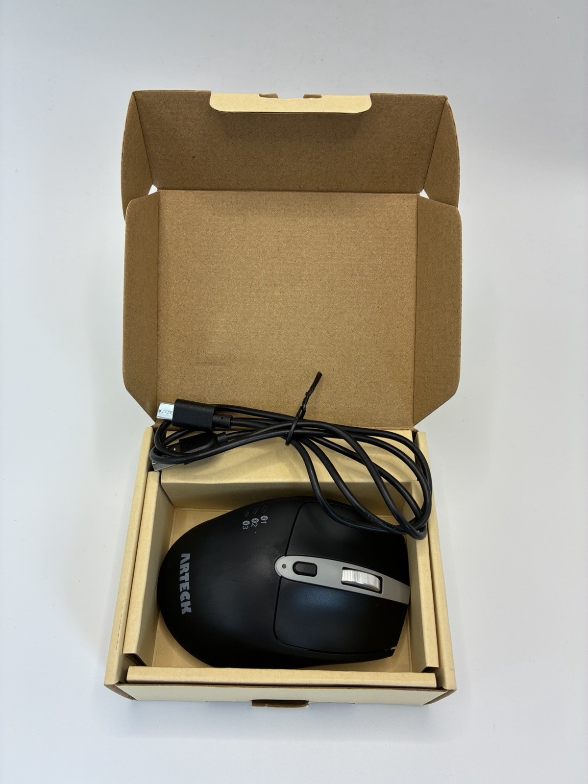 Arteck Multi-Device Wireless Bluetooth Mouse Ergonomic Silent Clicking Black
