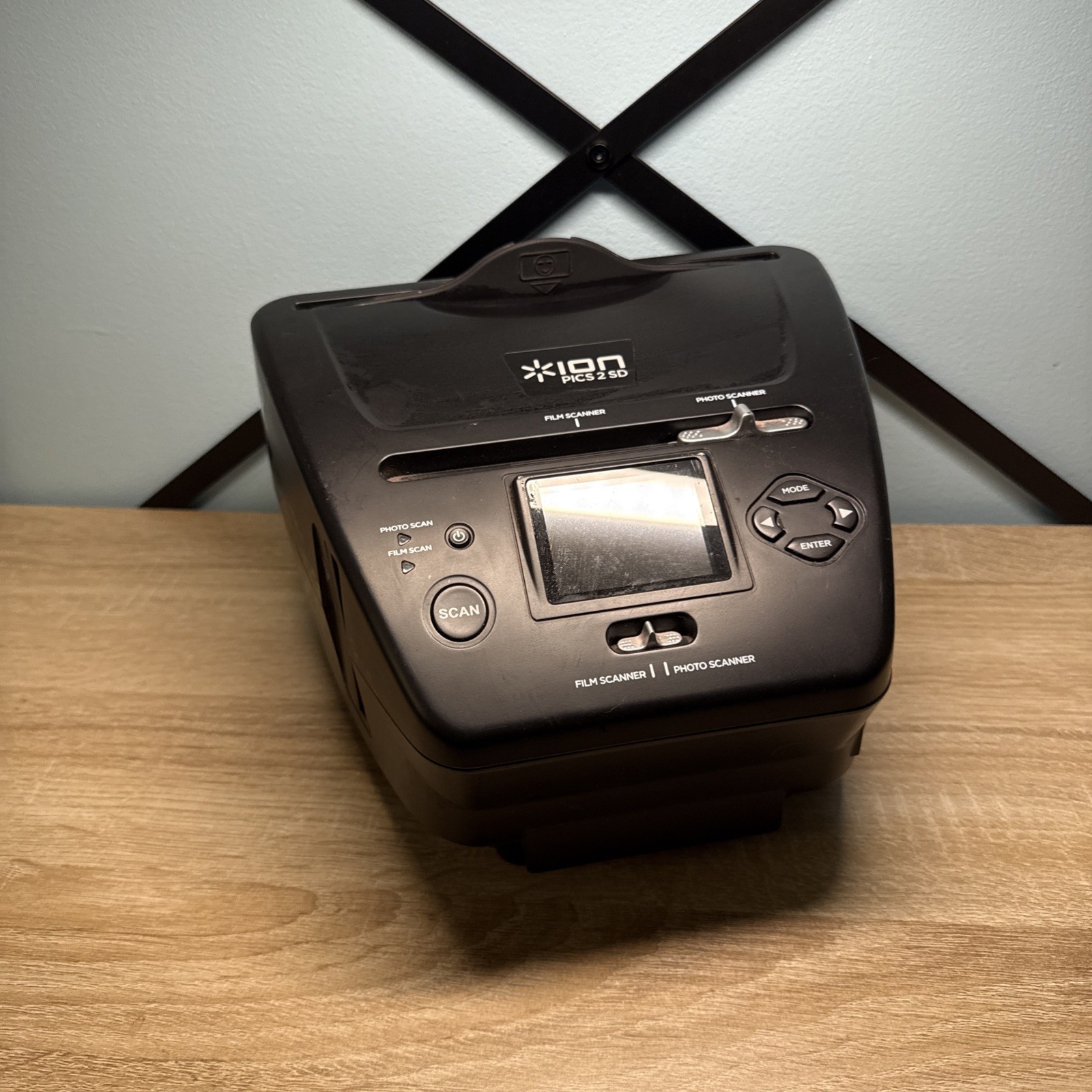 ION Audio Pics 2 SD Photo, Slide & Film Scanner Unit Only No Cables/slides