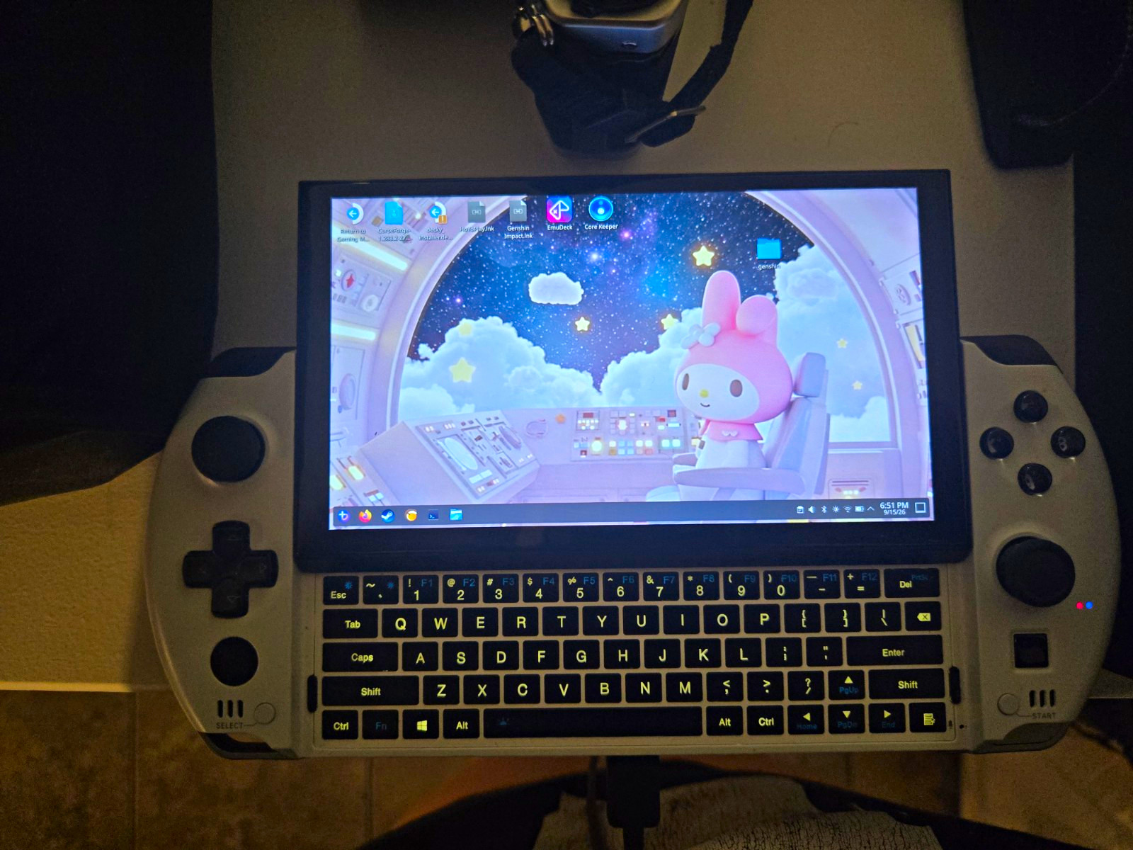 GPD WIN 4 White 32GB RAM 2TB SSD