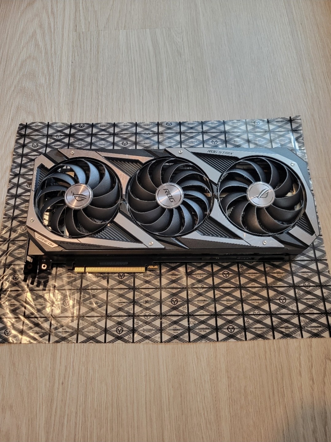 ASUS ROG Strix NVIDIA GeForce RTX 3090 OC 24GB VRAM GDDR6X Graphics Card