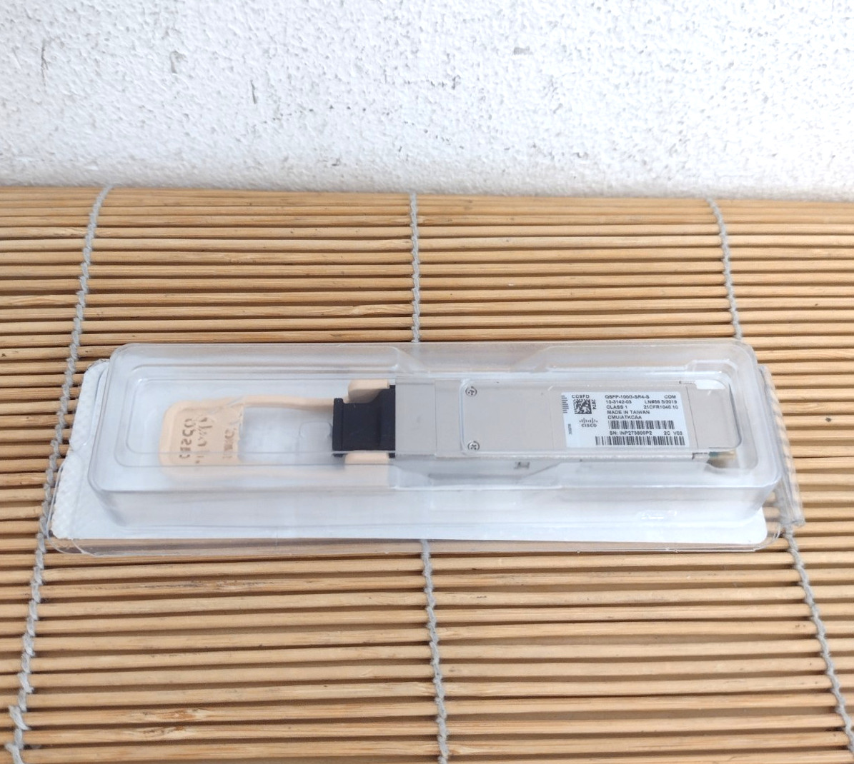 New Cisco Innolight QSFP-100G-SR4-S 100GBASE-SR4 MPO-12 100m OM4 MMF V03 New Box