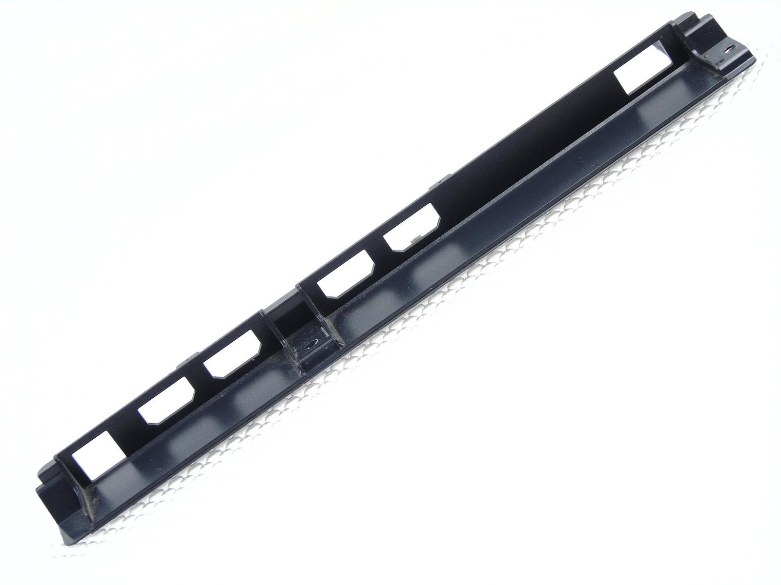LG 75QNED83UPA  AUSFLJR 75" LED TV Side AV Bracket , Plastic - MAZ674949