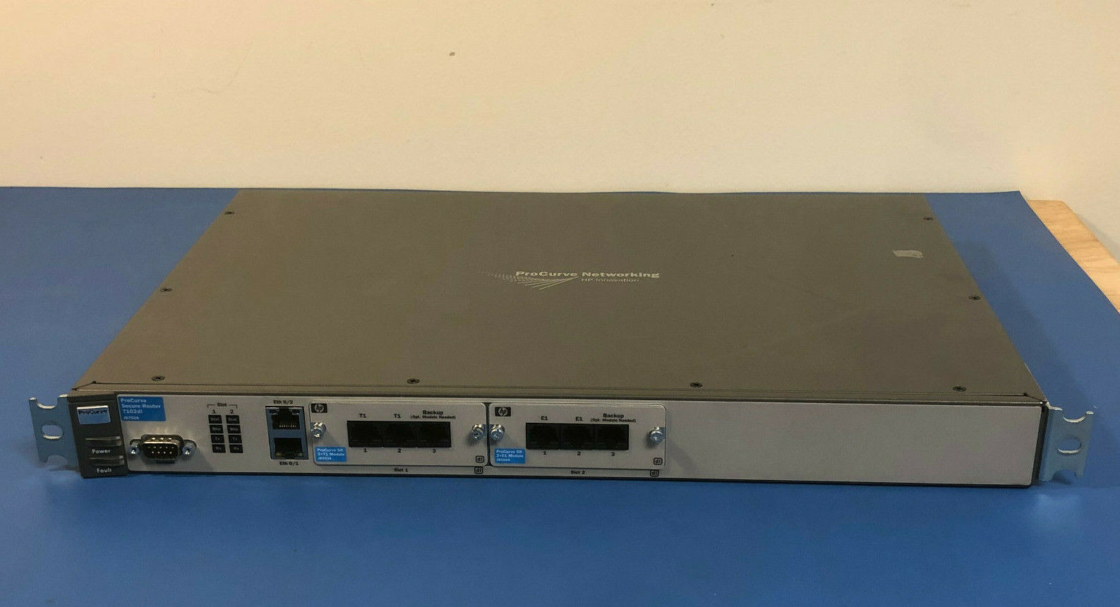 HP ProCurve Secure 7102dl Wired Router J8752A RJ-45 Ports J8456A J8453A T1 E1 SR