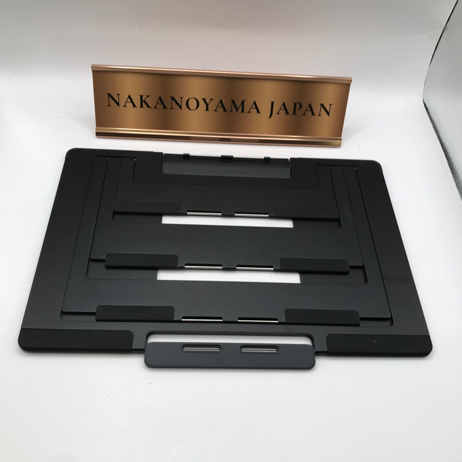 USED Wacom ACK62701K Mobile Cintiq Pro stand 13/16 DTH1320 DTH1620 from JAPAN
