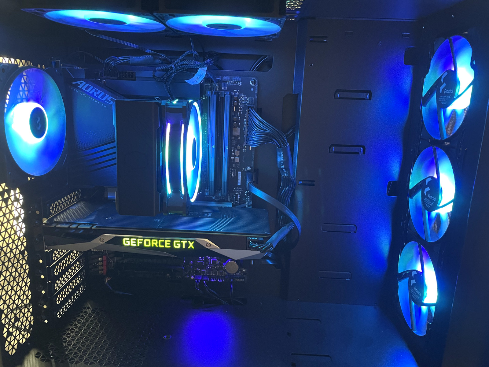 (READ DISC.) High-end Custom Built PC 10-Core Intel Core i5, RTX 4060, 32GB RAM