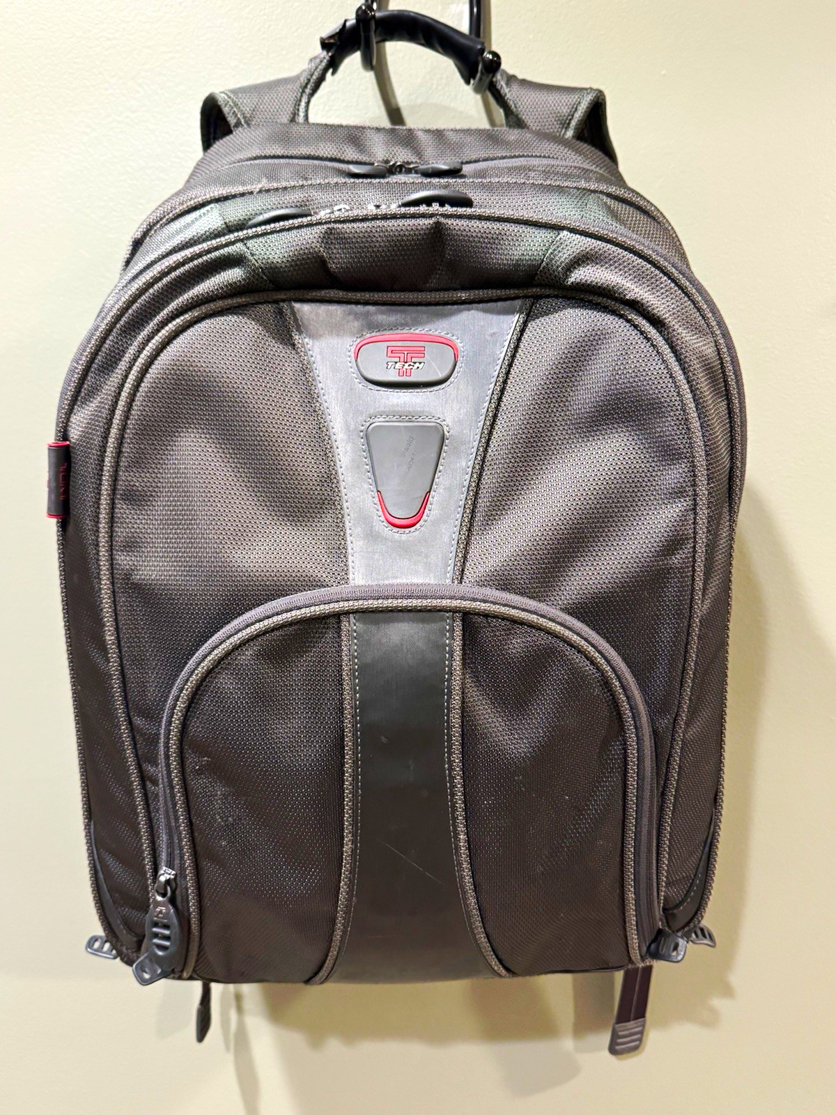 Tumi T-Tech Laptop Backpack 15in Gray Nylon Padded Solid 5936RBH
