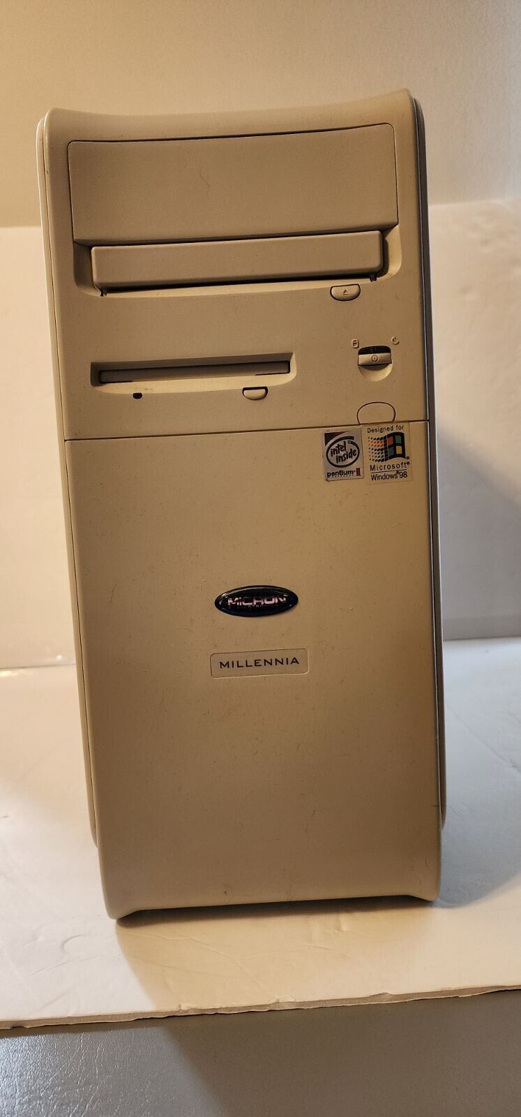 Micron Millenia DR737-MATX Vintage PC Pentium 2 TOWER ONLY