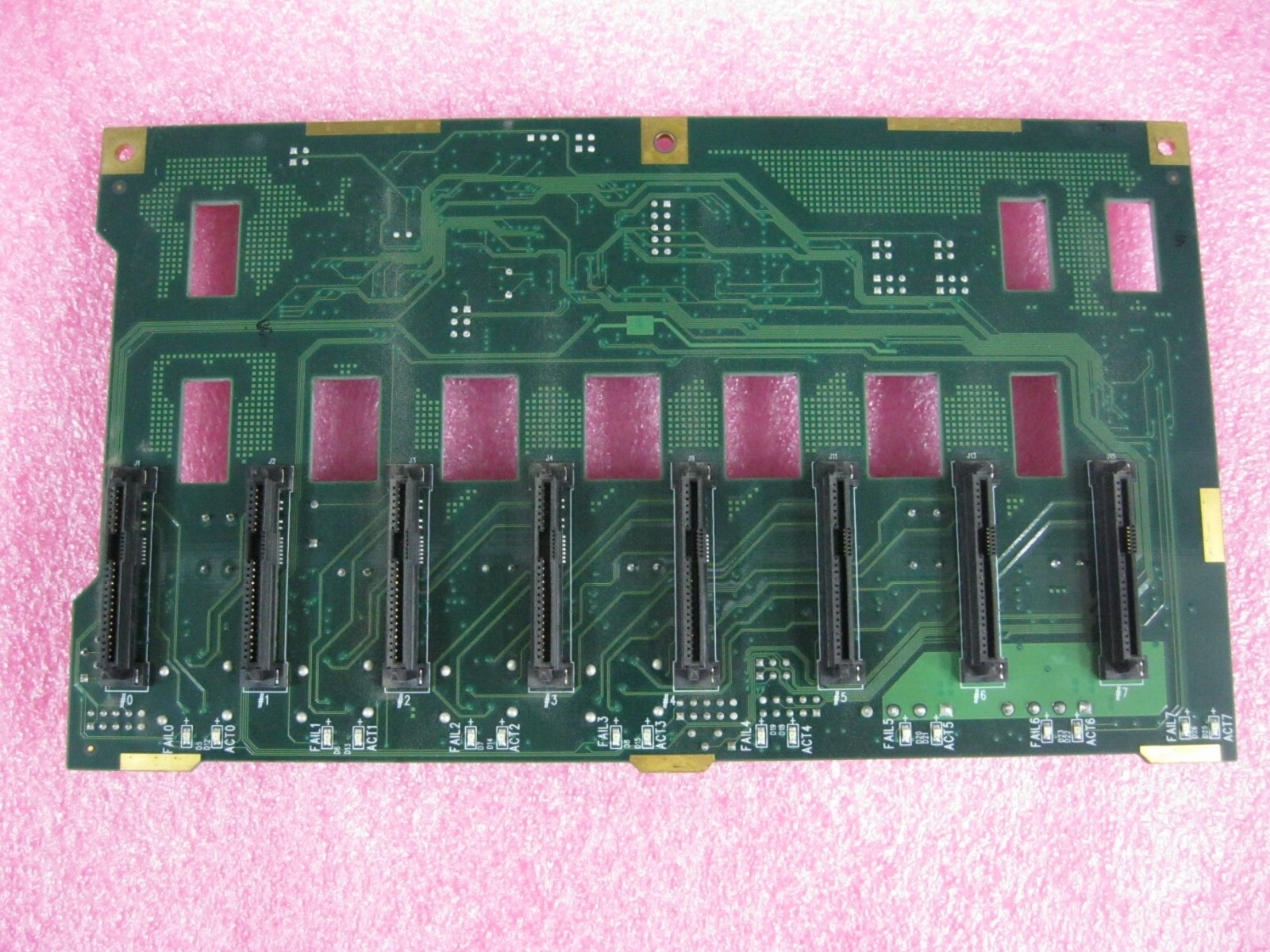 SuperMicro SAS743TQ SAS/SATA HDD Backplane  - B2A14