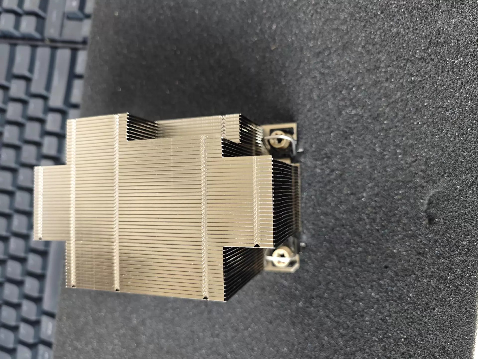New 6FTNX Dell R760xs Heatsink Cooling Component