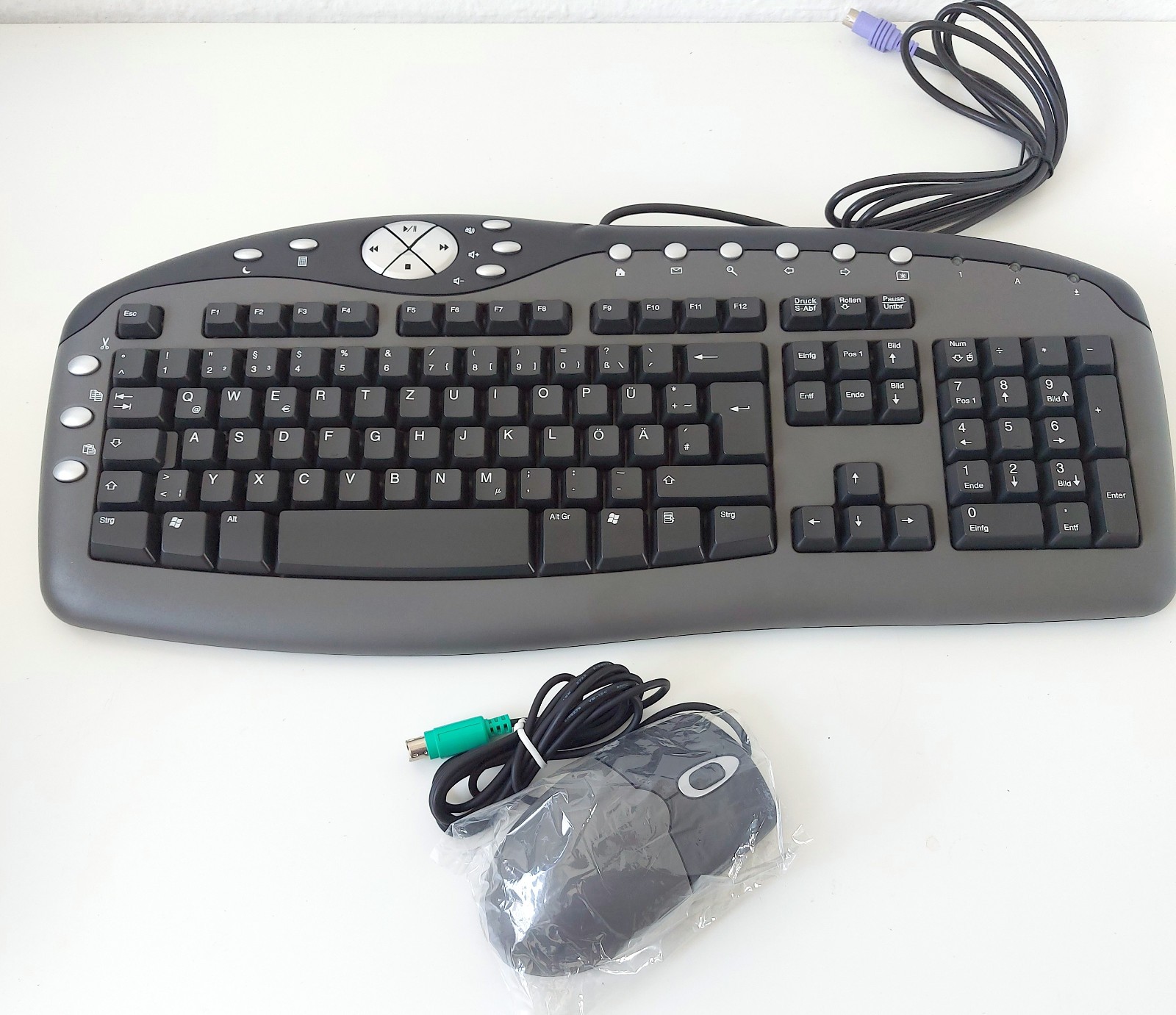 Vintage Chicony KB-0108 Multimedia Keyboard with Mouse New