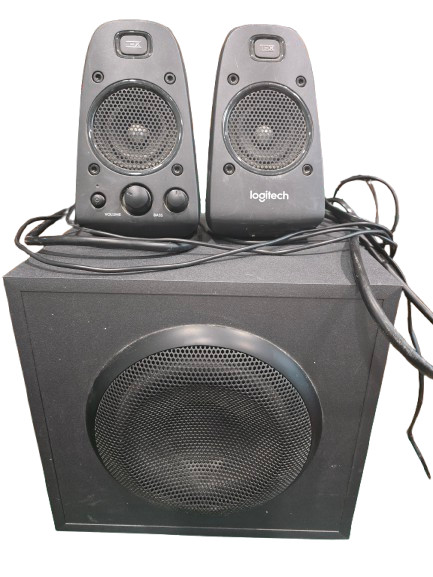Logitech Z625 45W THX Sound 2.1 Speaker System -  **GOOD CONDITION**