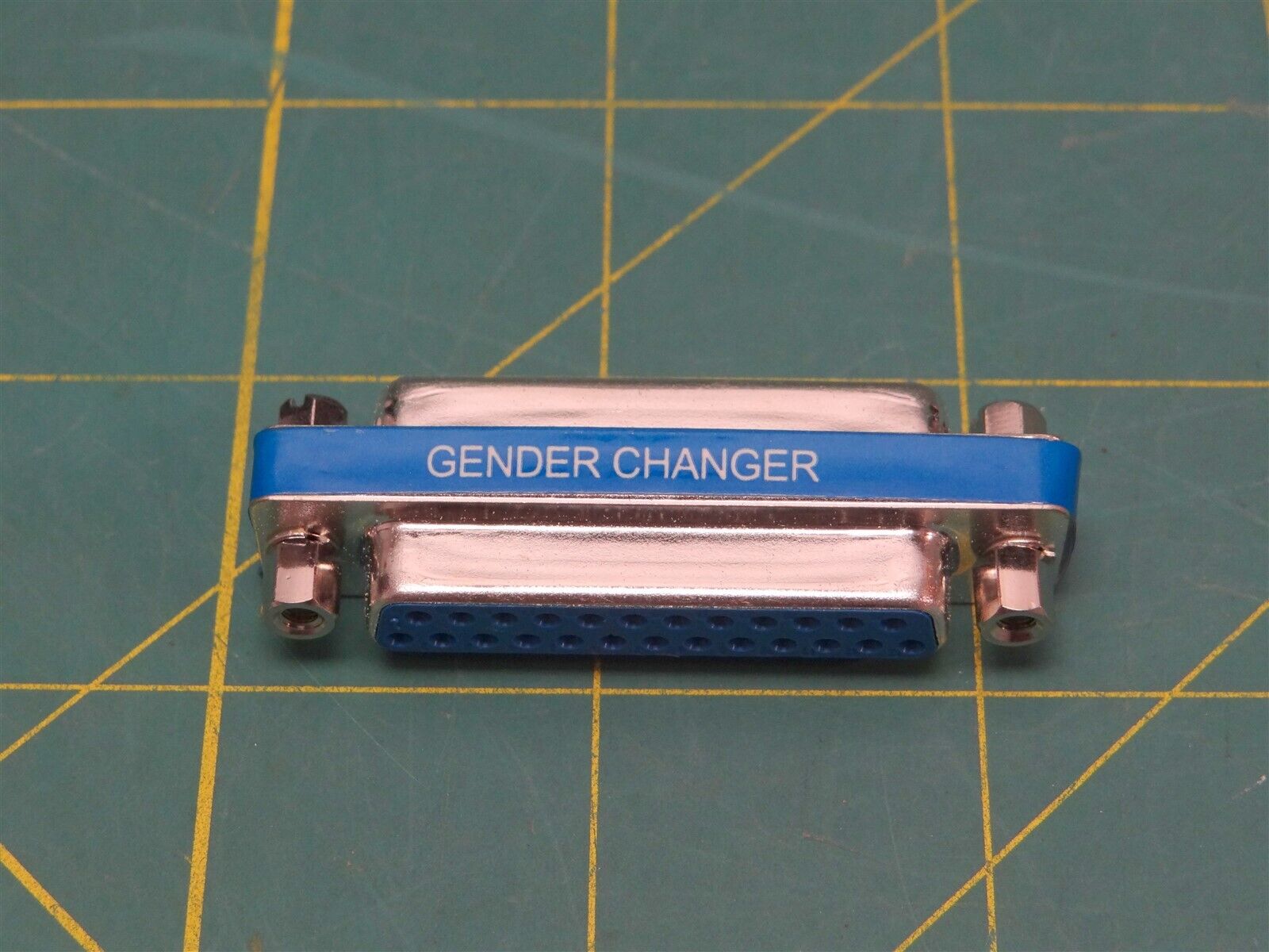 L-COM DGB25F Connector Adaptor Gender Changer -- 25 Female - 25 Female