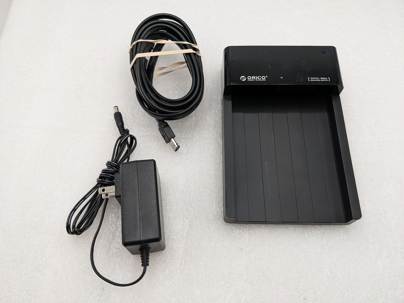 Orico Sata 3.0 6bps Used Hard Drive Enclosher W/ AC ADAPTER - 