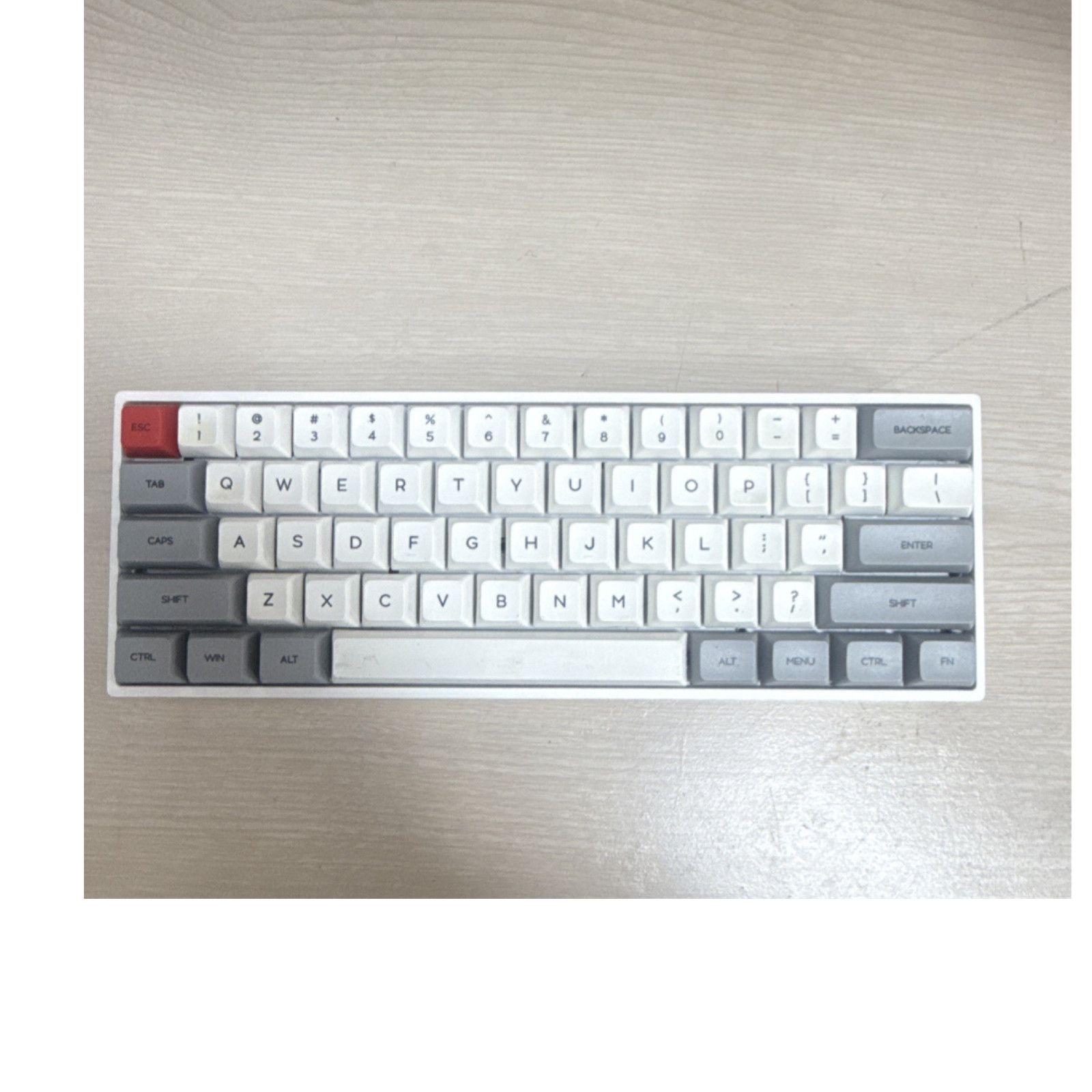 SKYLOONG GK6X Compact USB Wired Keyboard QWERTY White/Gray/Red