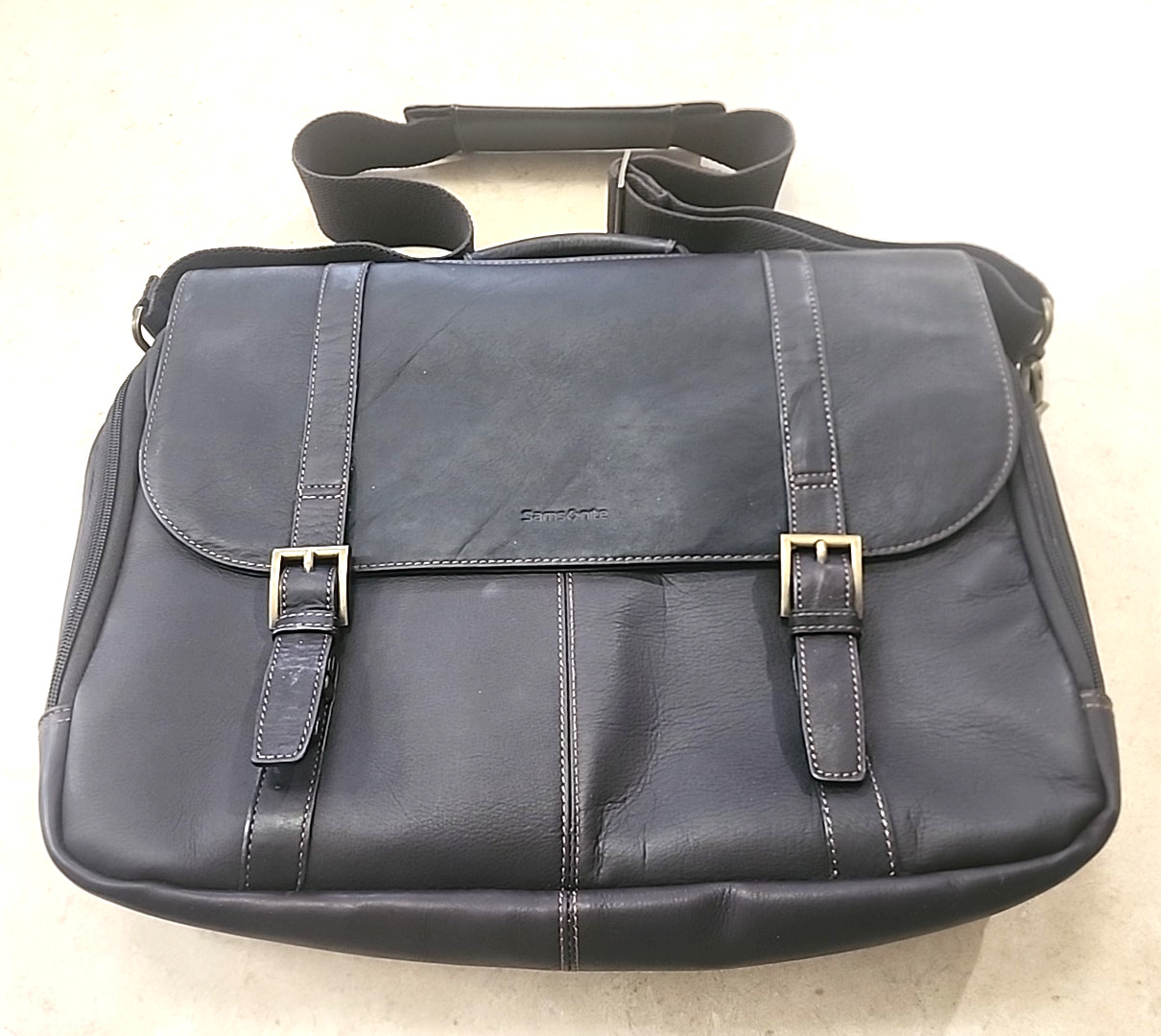 Samsonite Brown Leather Briefcase Laptop Classic Style Flap Messenger