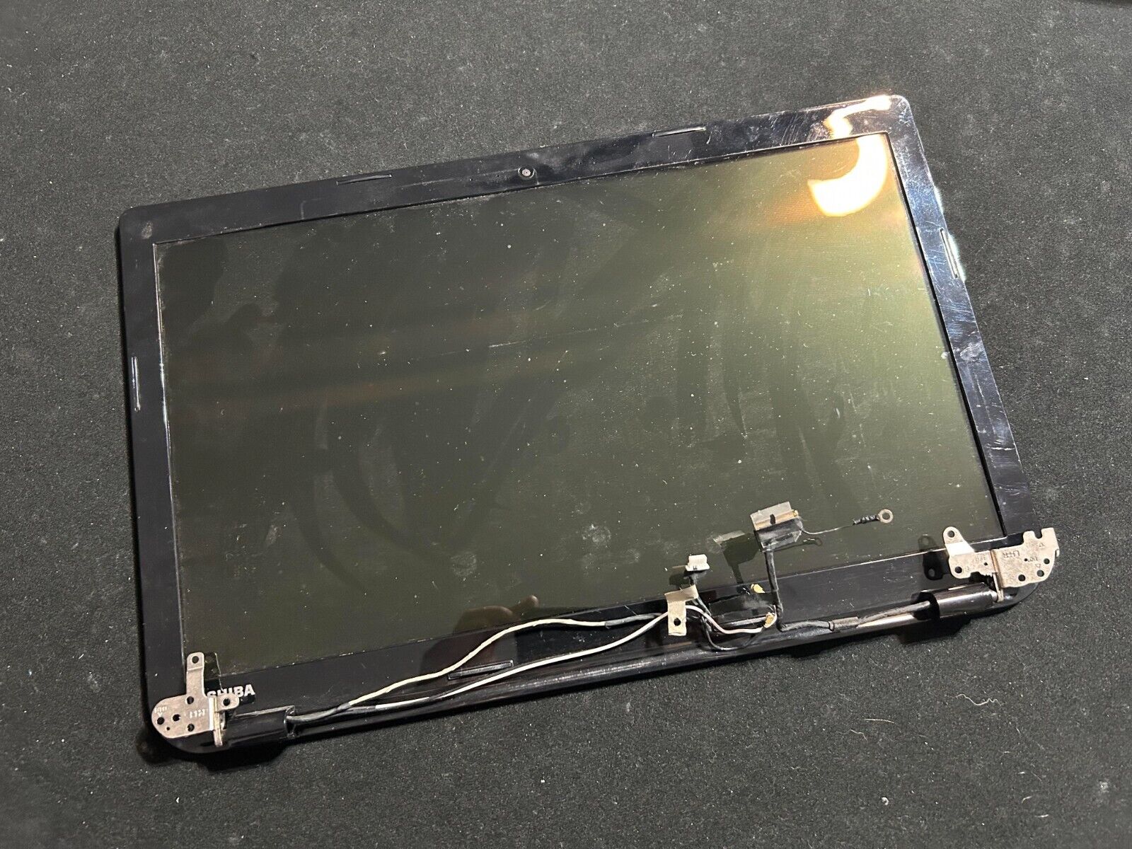 GENUINE TOSHIBA Satellite S55 S55-A5294 S55t-A Laptop LCD Screen Complete
