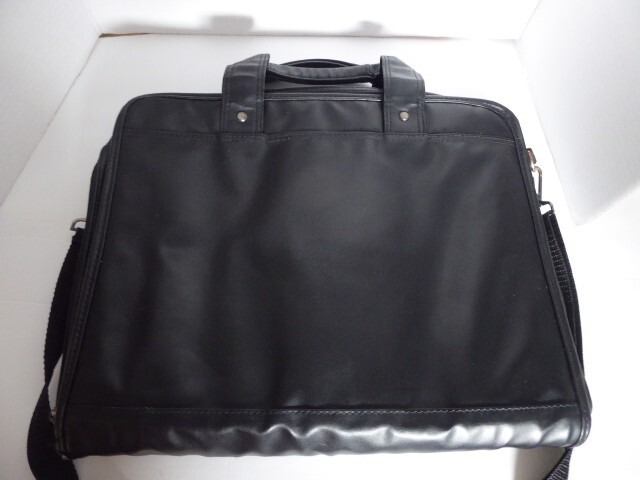 Black Vinyl Messenger/Shoulder Bag Handles Strap Zipper 3 Ring Binder Calculator