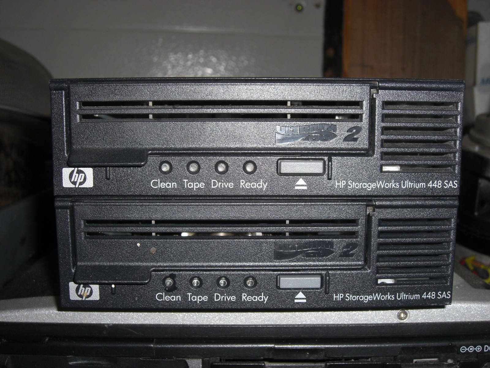 2x STREAMER TAPE DRIVE HP ULTRIUM 448 DW085A LTO-2 SAS