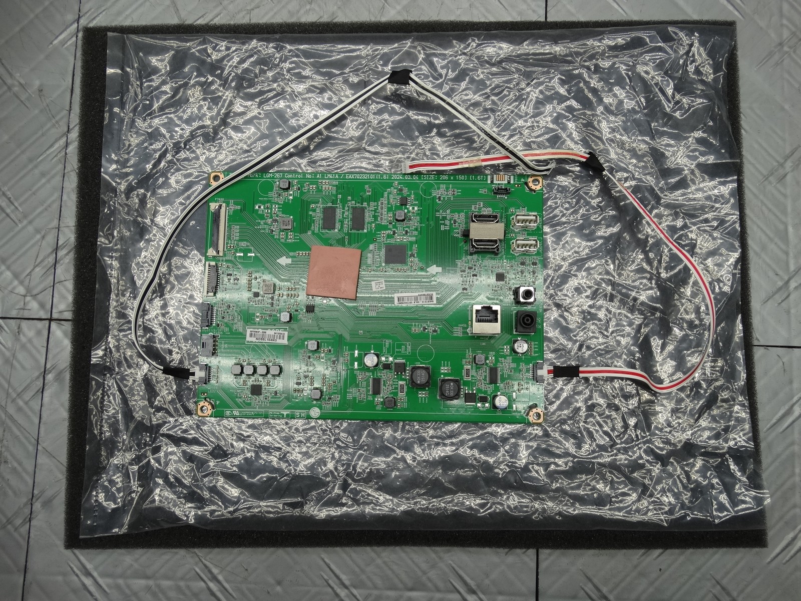 Main Board for LG 34 Inch Smart Monitor WQHD 1440P Curved Screen 34SR60QC-B