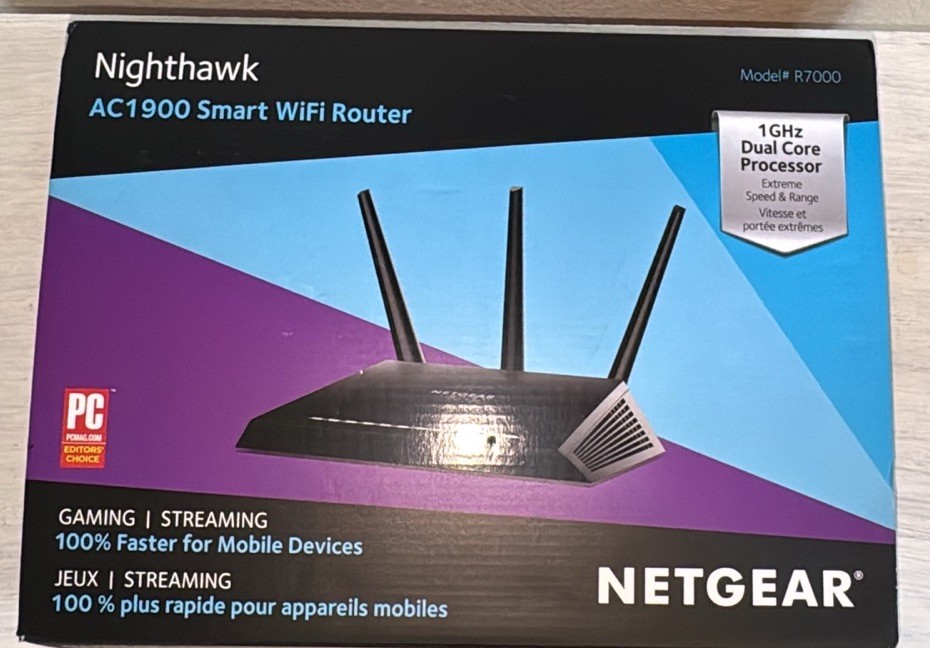 NETGEAR NIGHT HAWK R7000 AC1900 Smart WIFI Wireless Router Gaming & Streaming