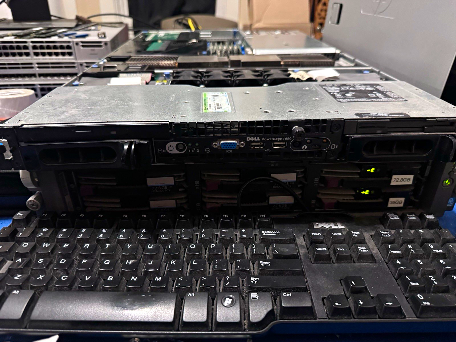 Dell PowerEdge 1850 1U Rack Server 2x Intel Xeon 3.00GHz 6GB DDR2 ECC RAID