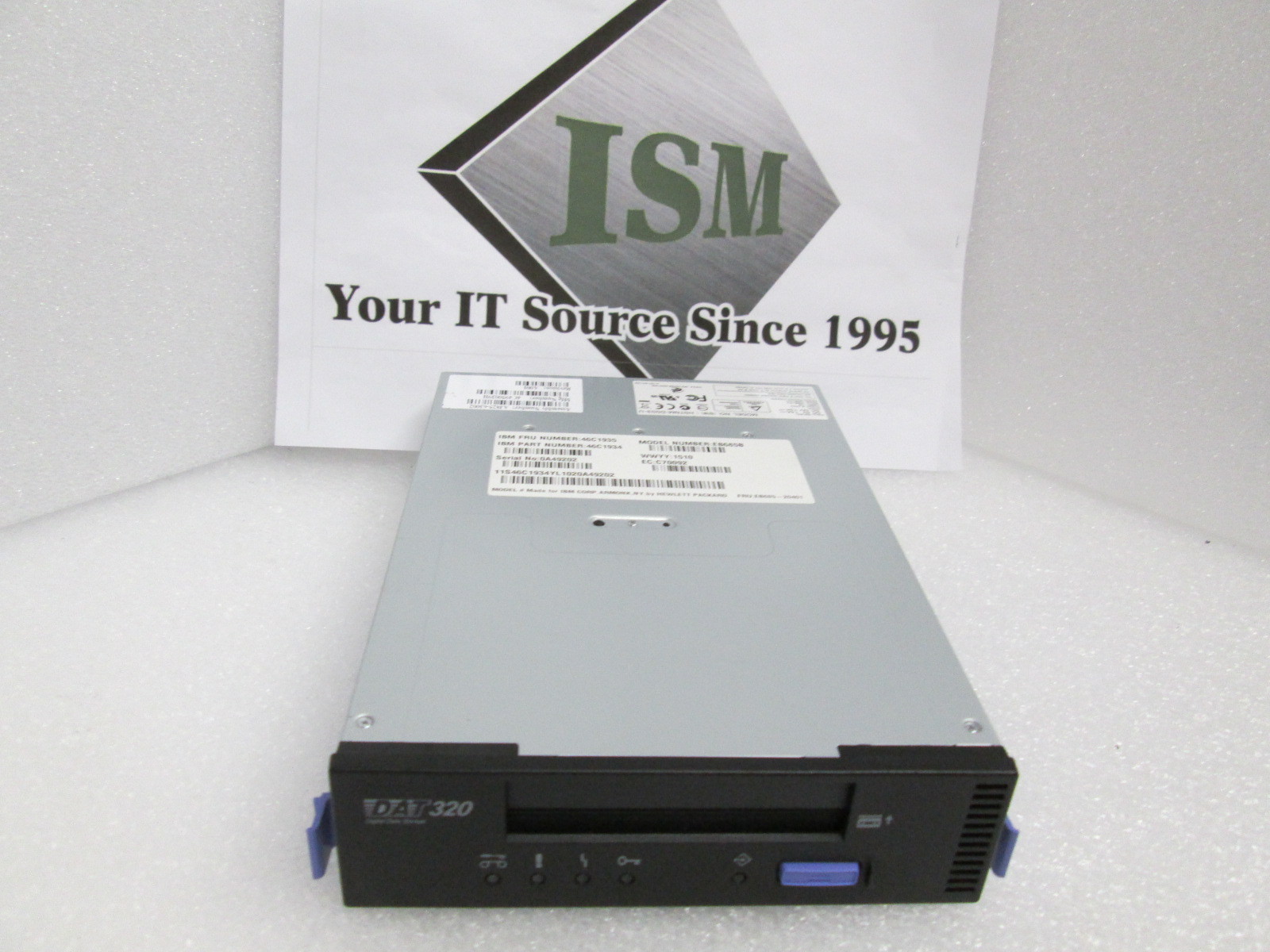 IBM 5661 160-320Gb DAT320 Tape Drive 46C1932 46C1933 63A0