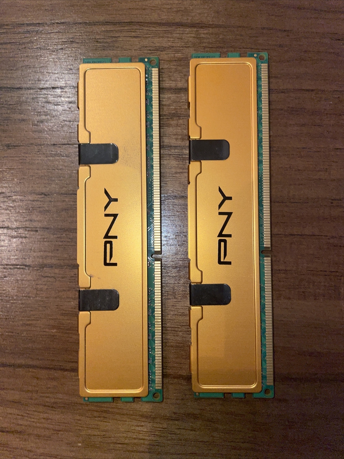 PNY 4GB RAM (2x2GB) PC3-10600 DDR3-1333 SDRAM 64COMHHHJ-HS
