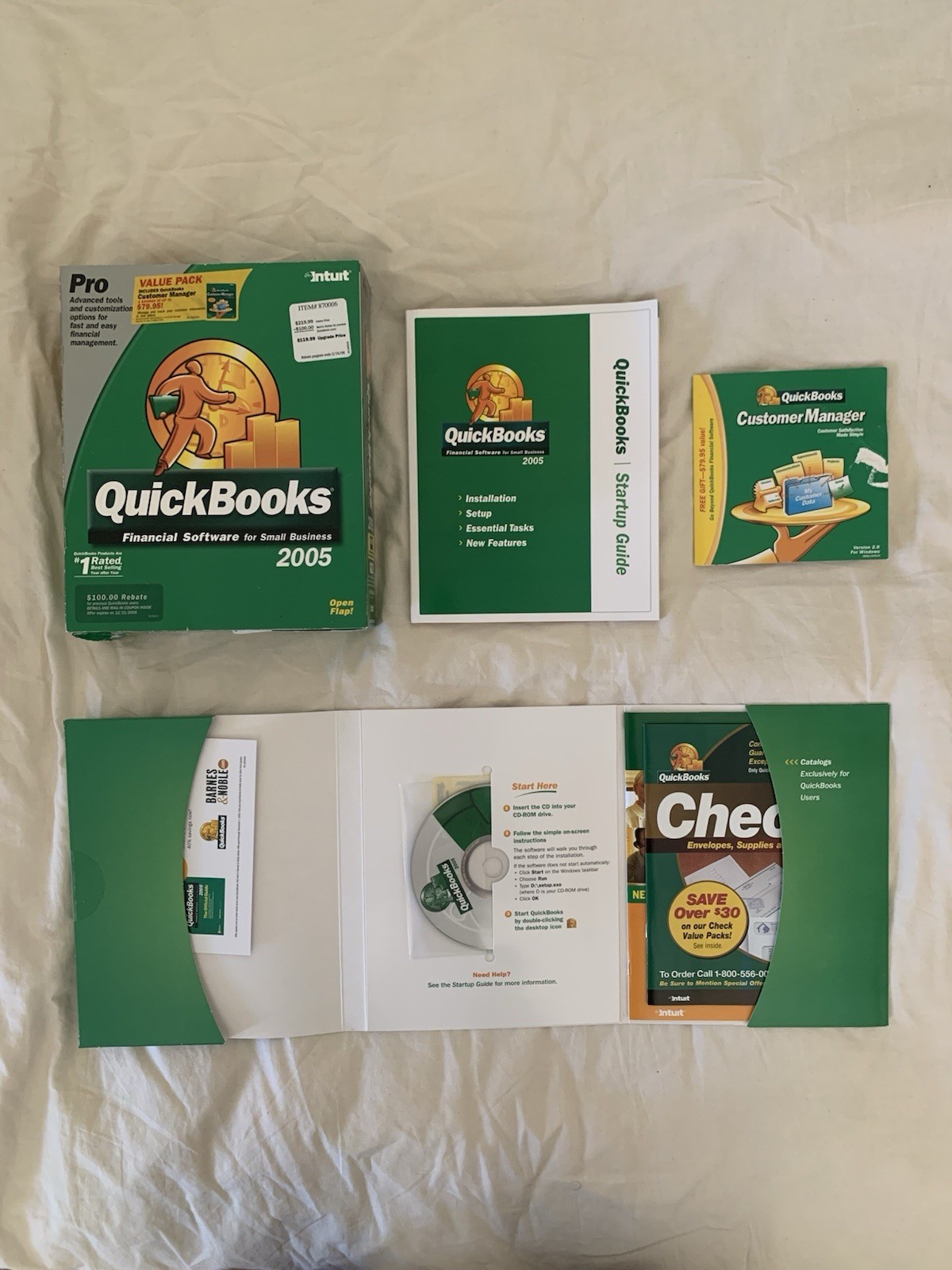 Intuit QuickBooks Pro Edition 2005 Small Business Financial Software + Key