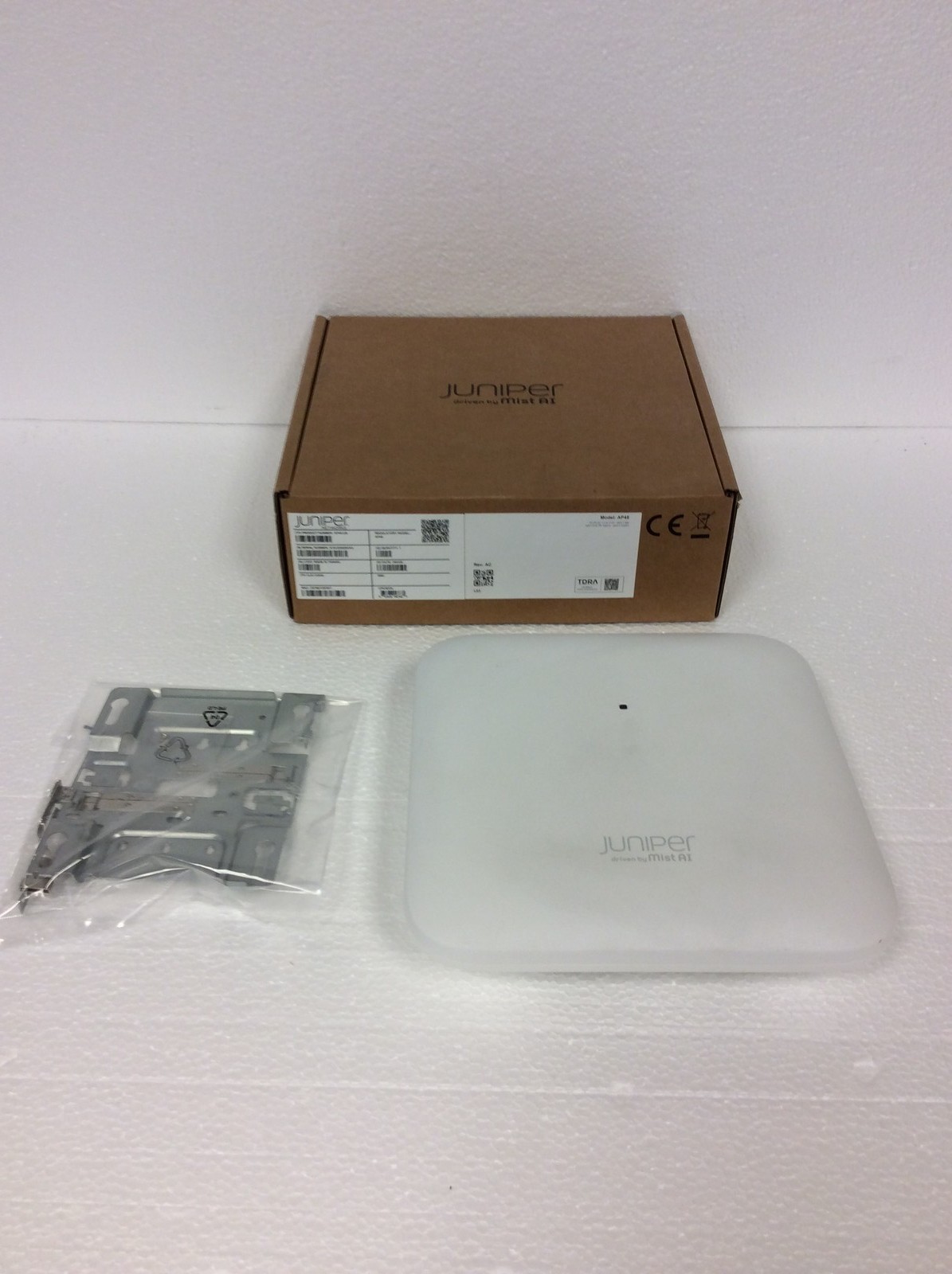 Juniper AP45US Mist Wireless Access Point White w Mount Bracket WORKING  G2U