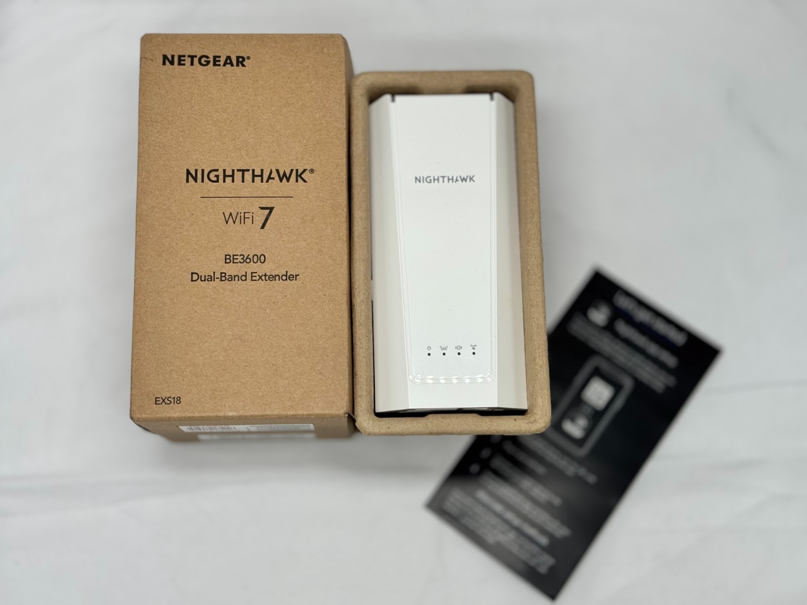NETGEAR Nighthawk EXS18 WiFi 7 Dual-Band Extender BE3600