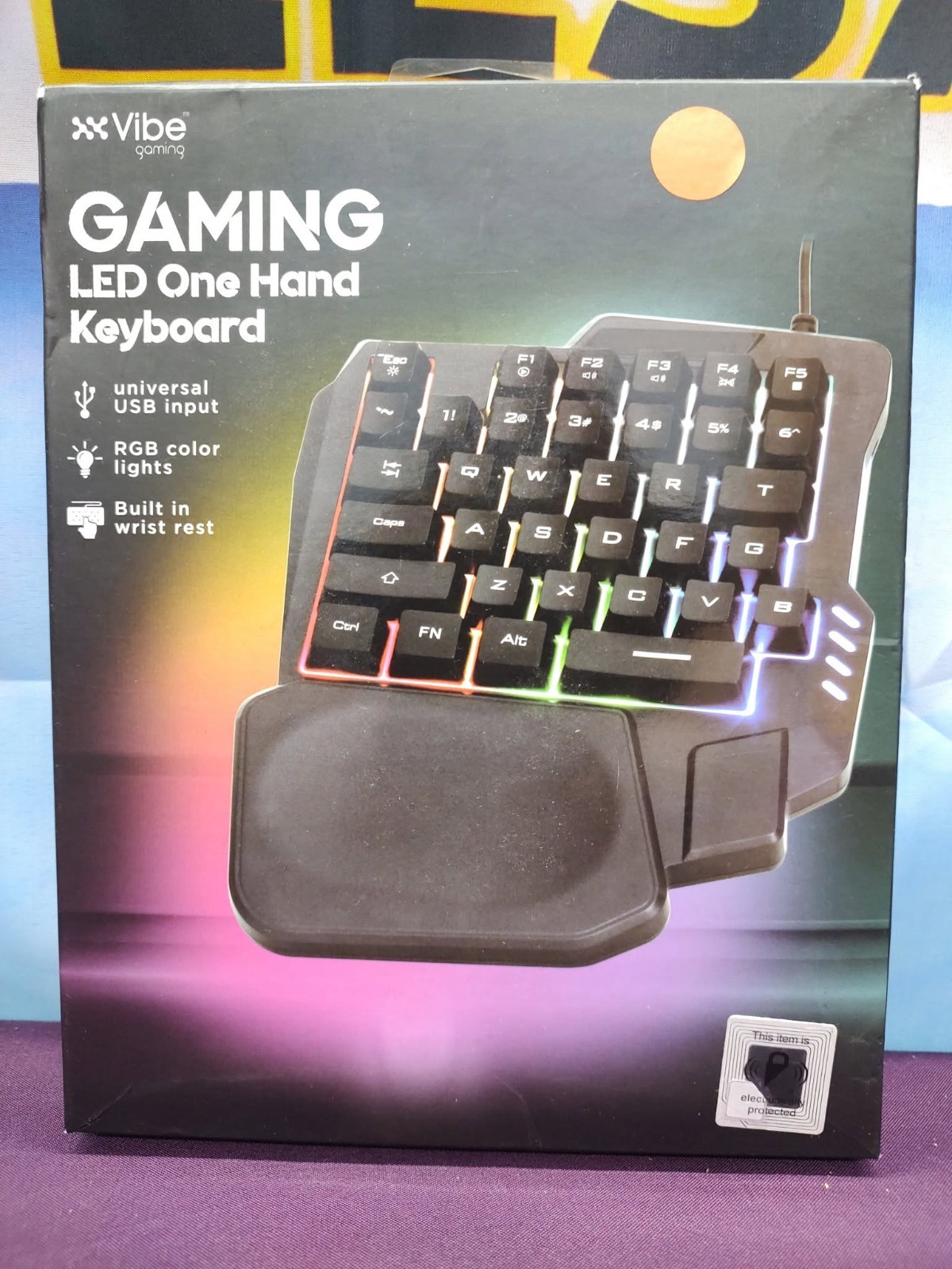 Vibe Gaming LED One Hand Keyboard Lighted RGB  With Wrist Rest - NEW IN BOX#155