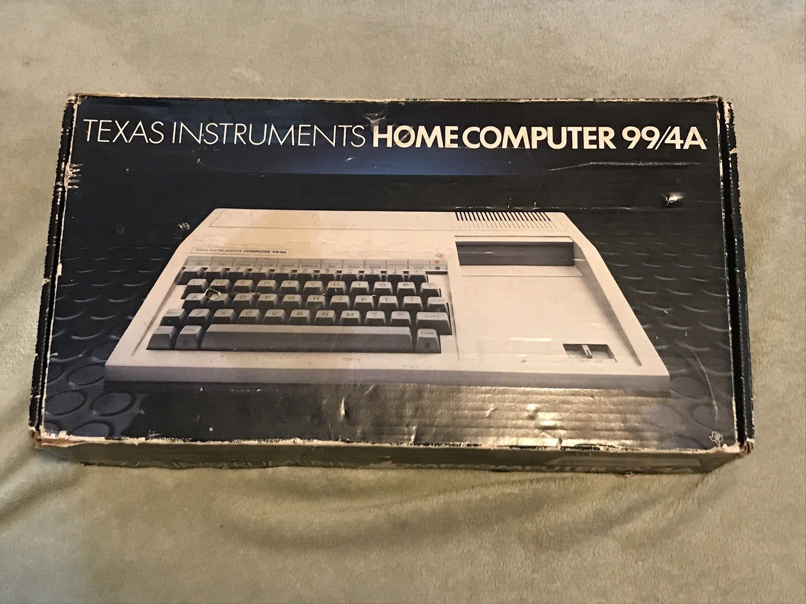 Vintage Texas Instruments TI-99/4A Home Computer in Original Box USA 1983